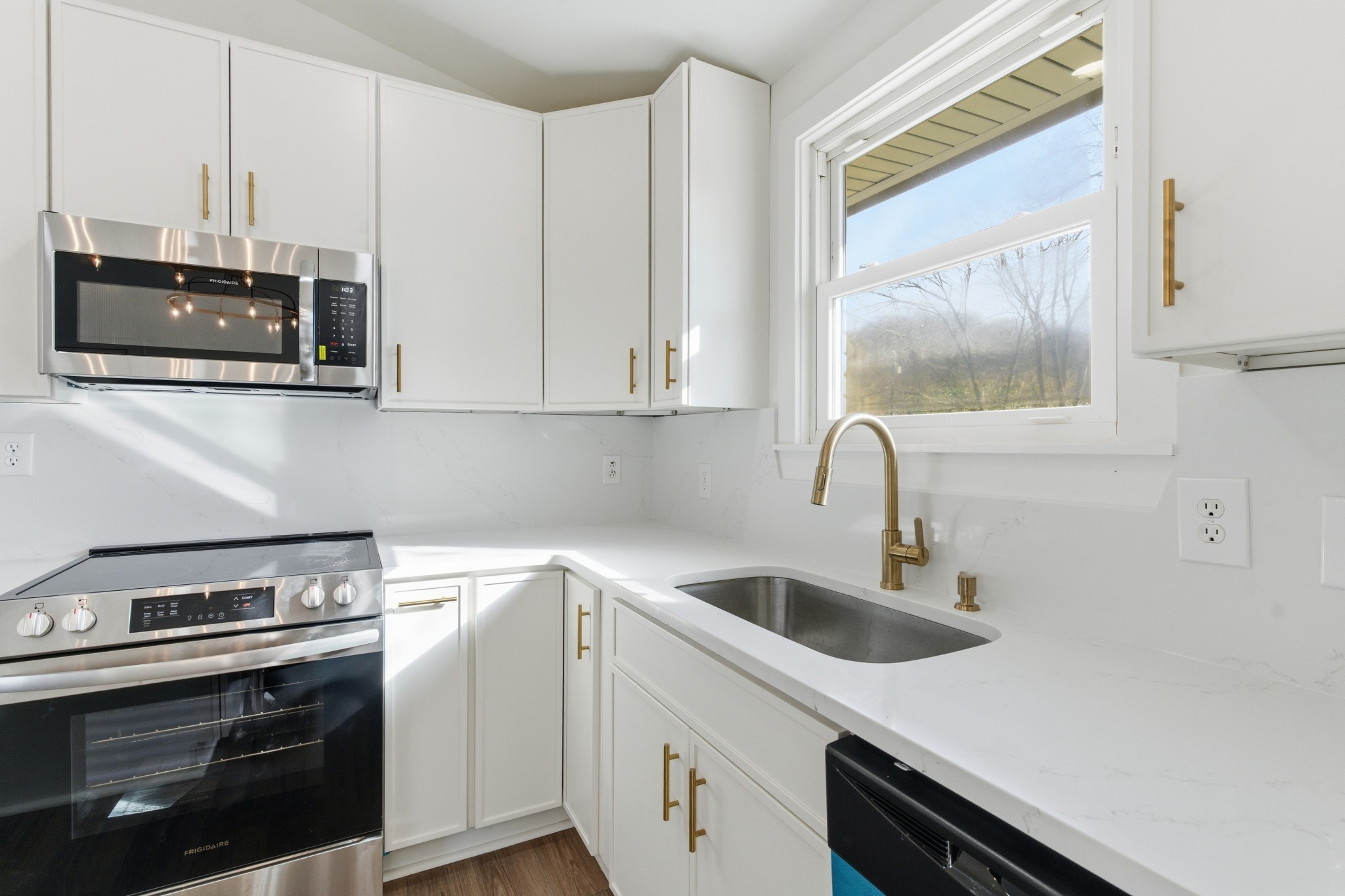 206 New Sawyer Brown Rd