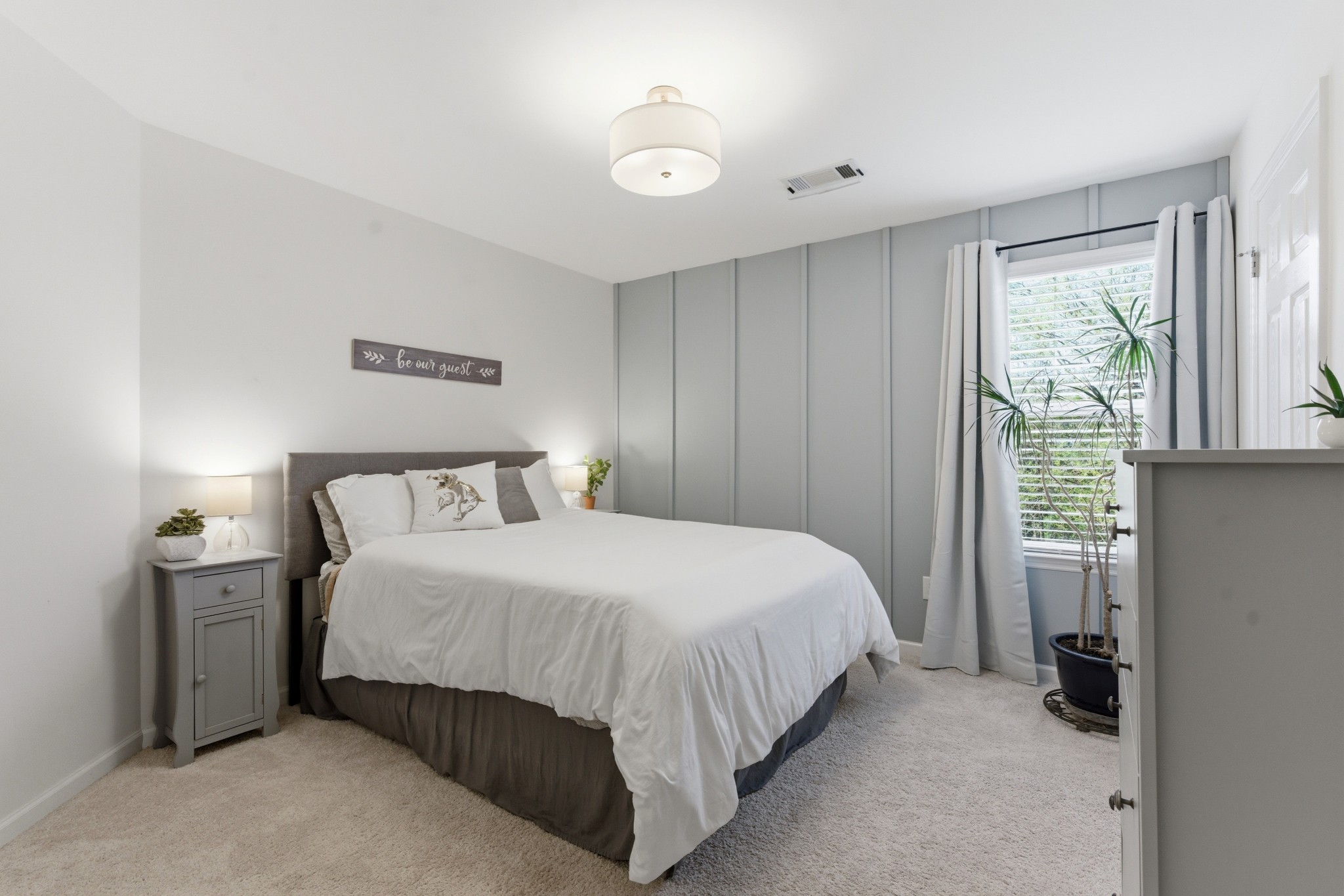 256 Cobblestone Lndg