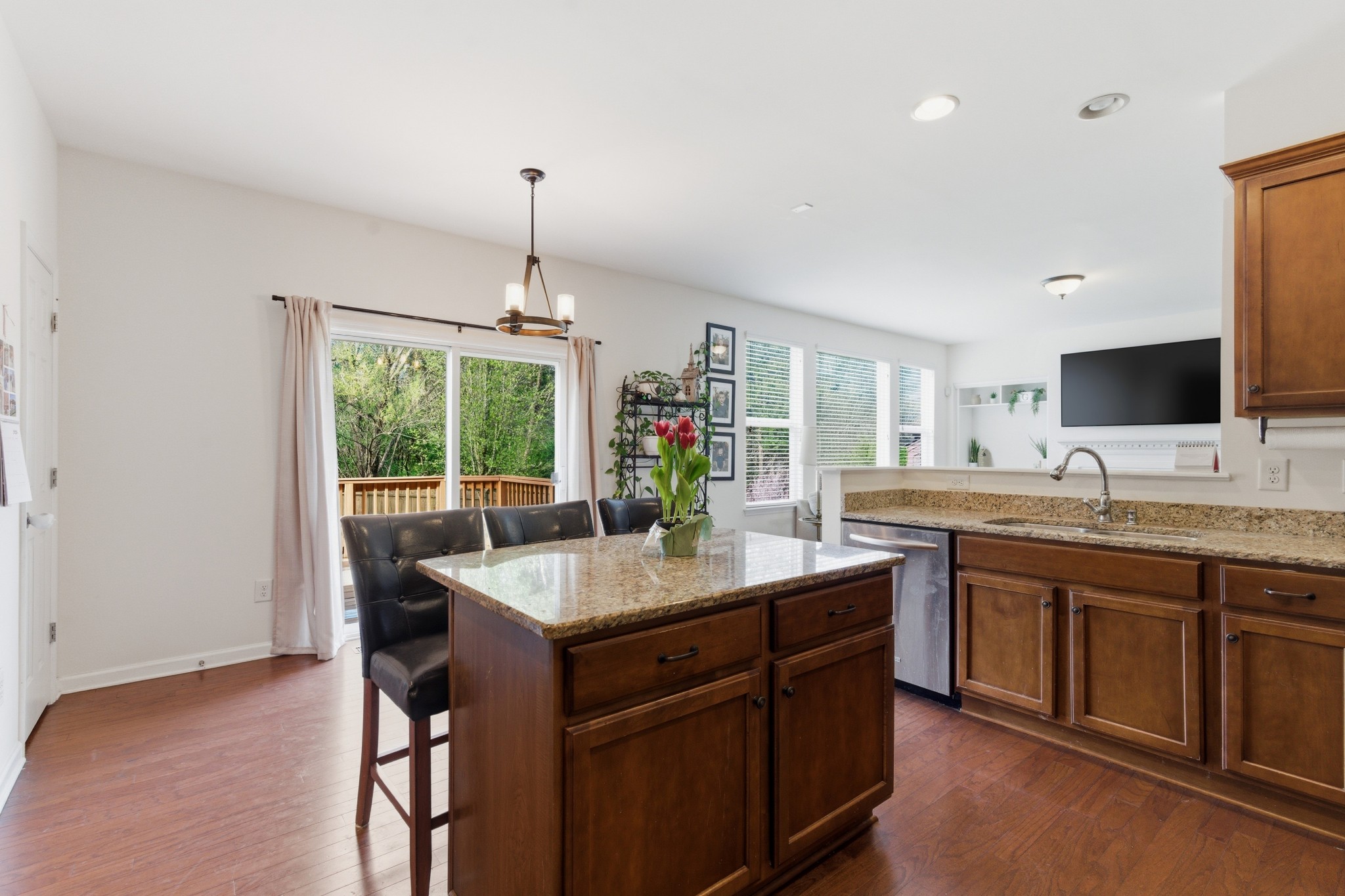 256 Cobblestone Lndg