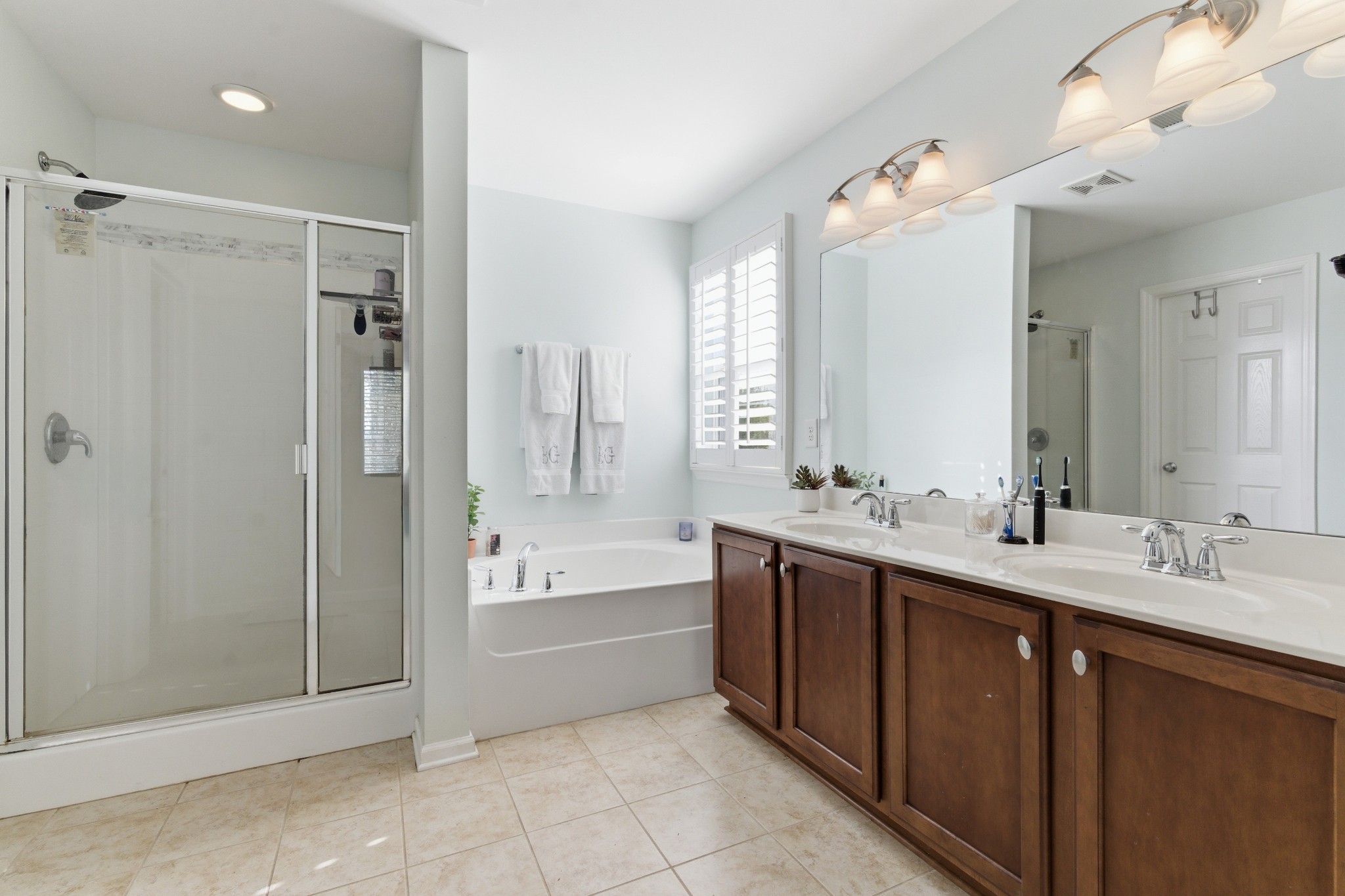 256 Cobblestone Lndg