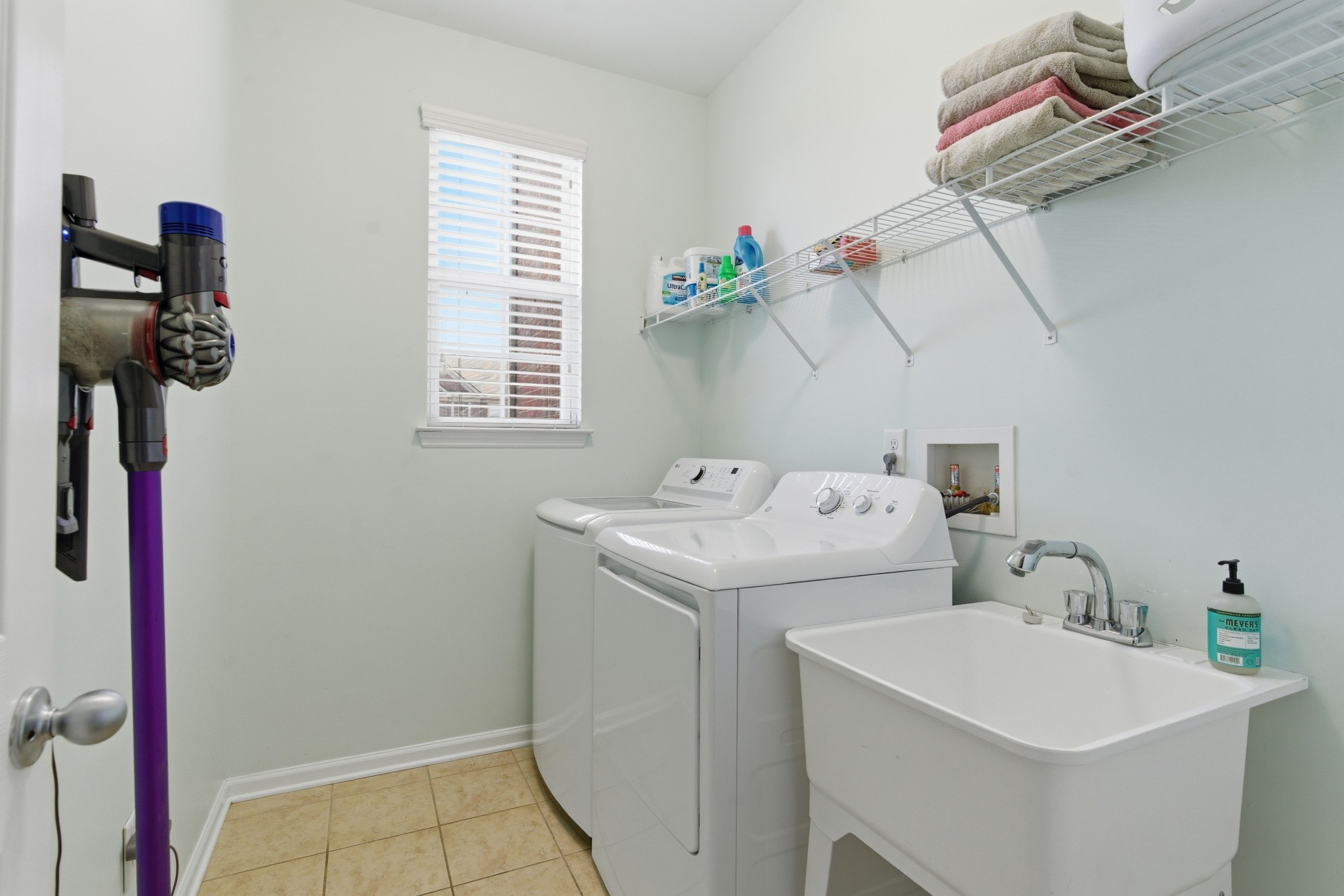 256 Cobblestone Lndg