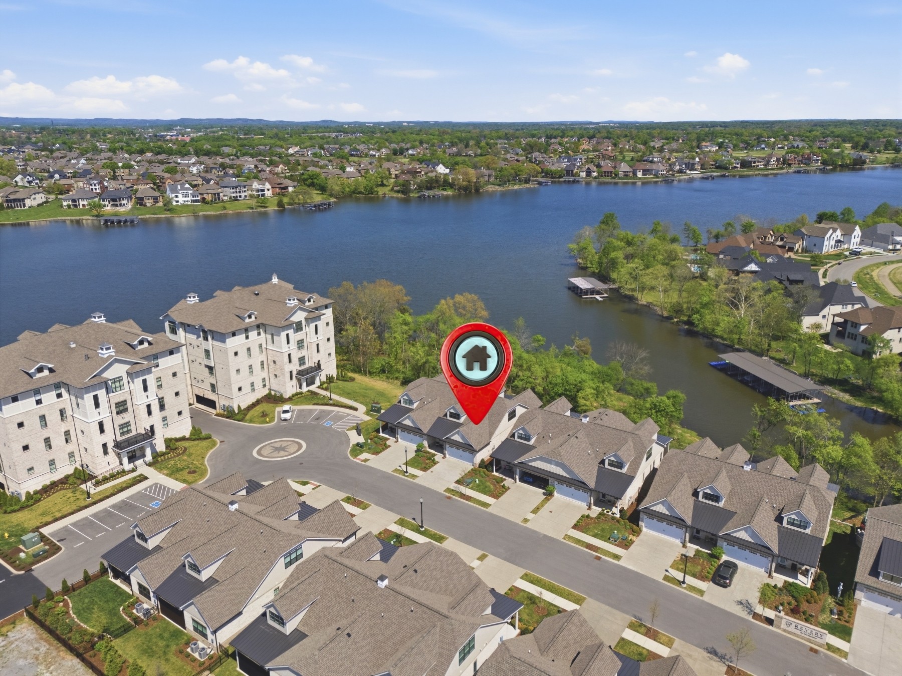 1024 Club View Drive Unit: B301