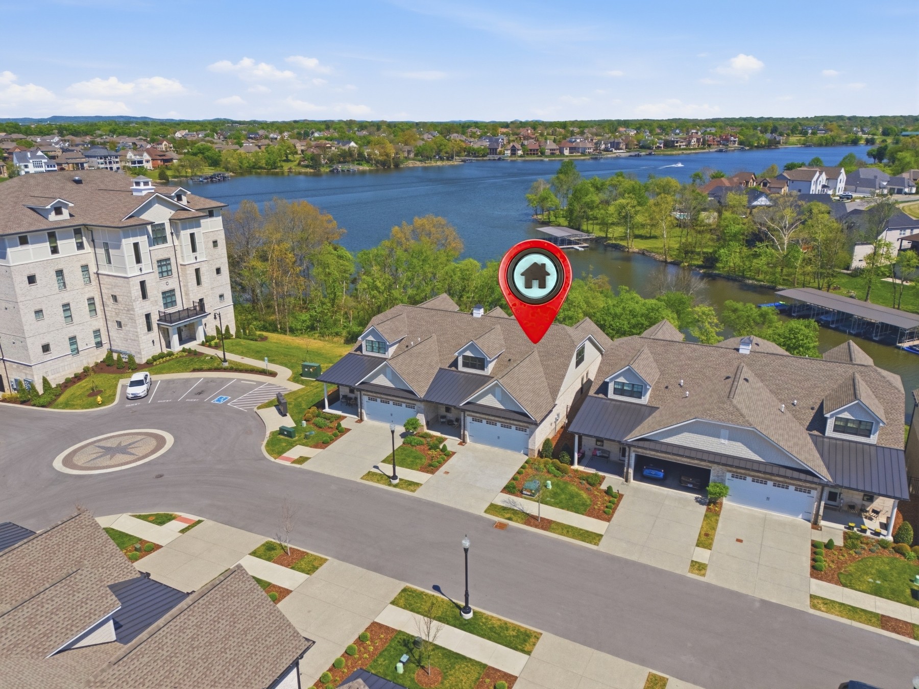 1024 Club View Drive Unit: B301