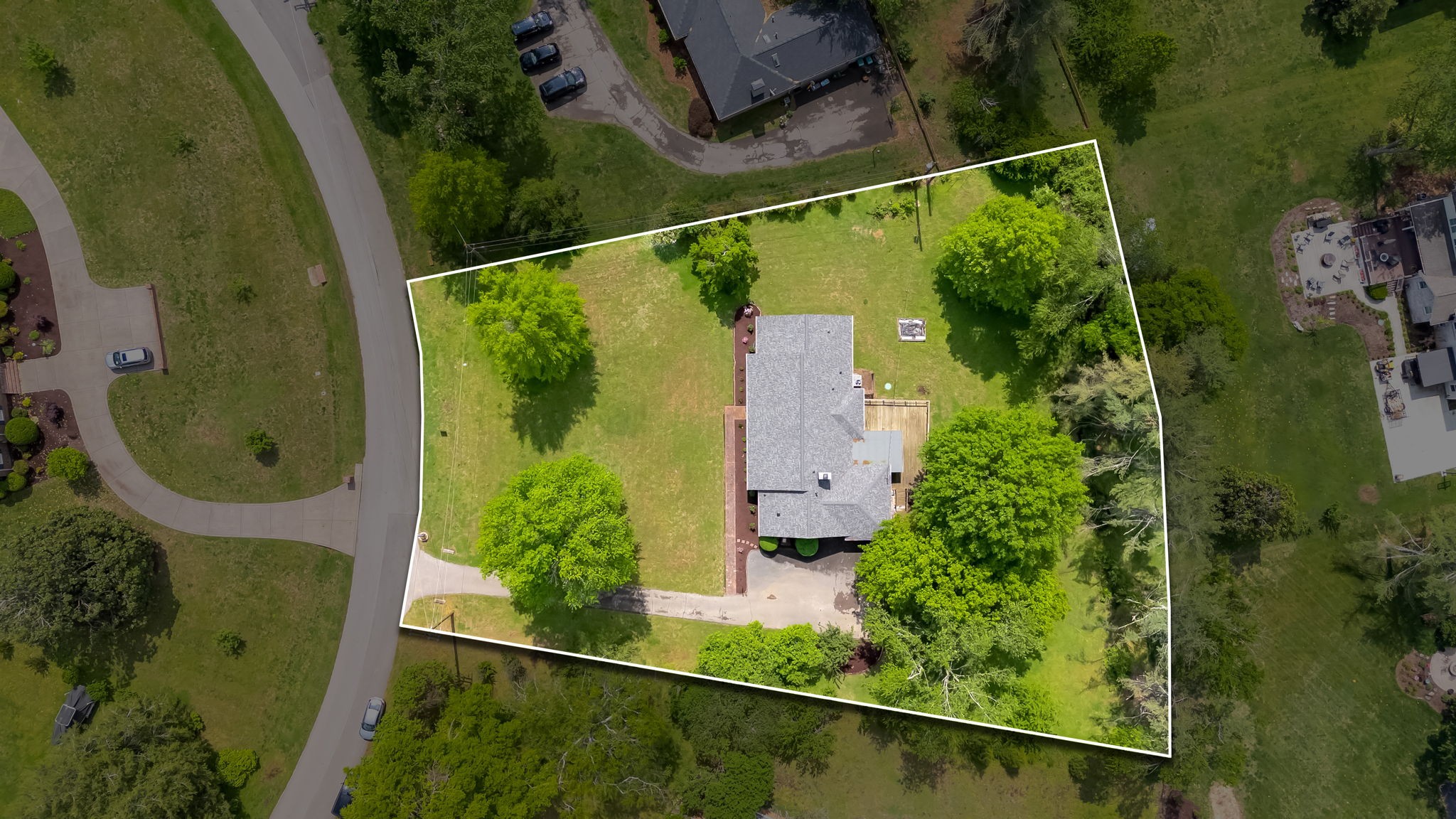1937 Rosewood Valley Dr