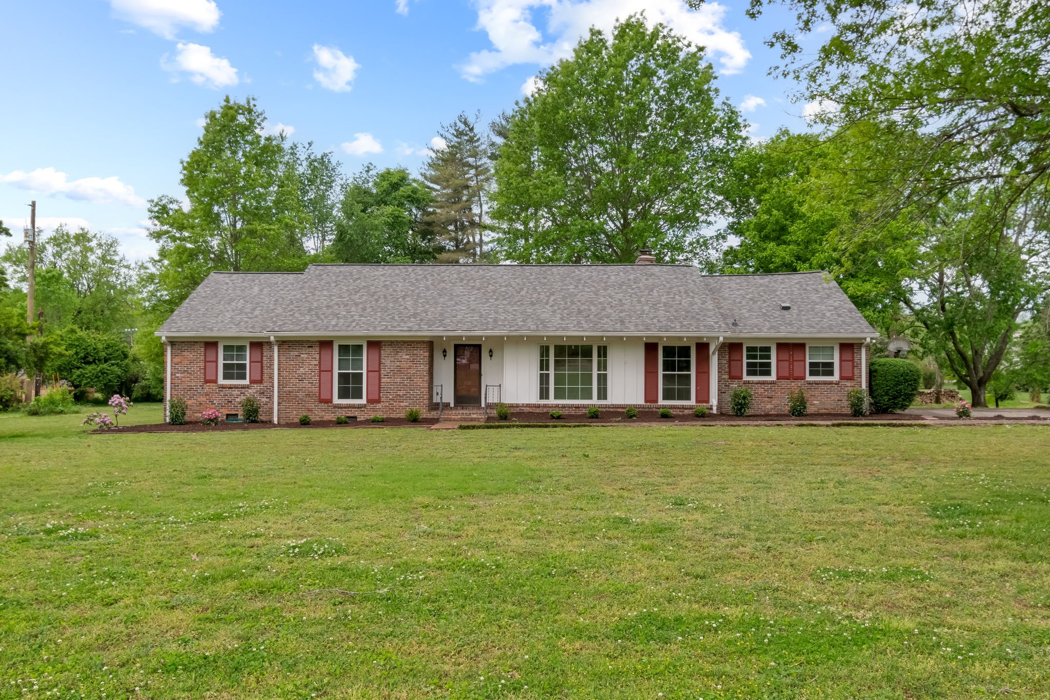 1937 Rosewood Valley Dr