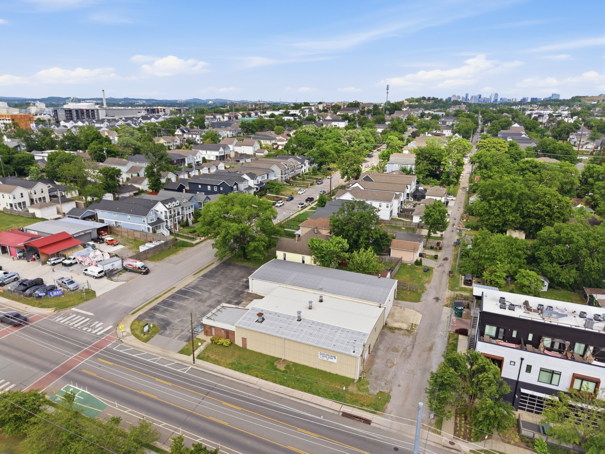 5011 Michigan Ave