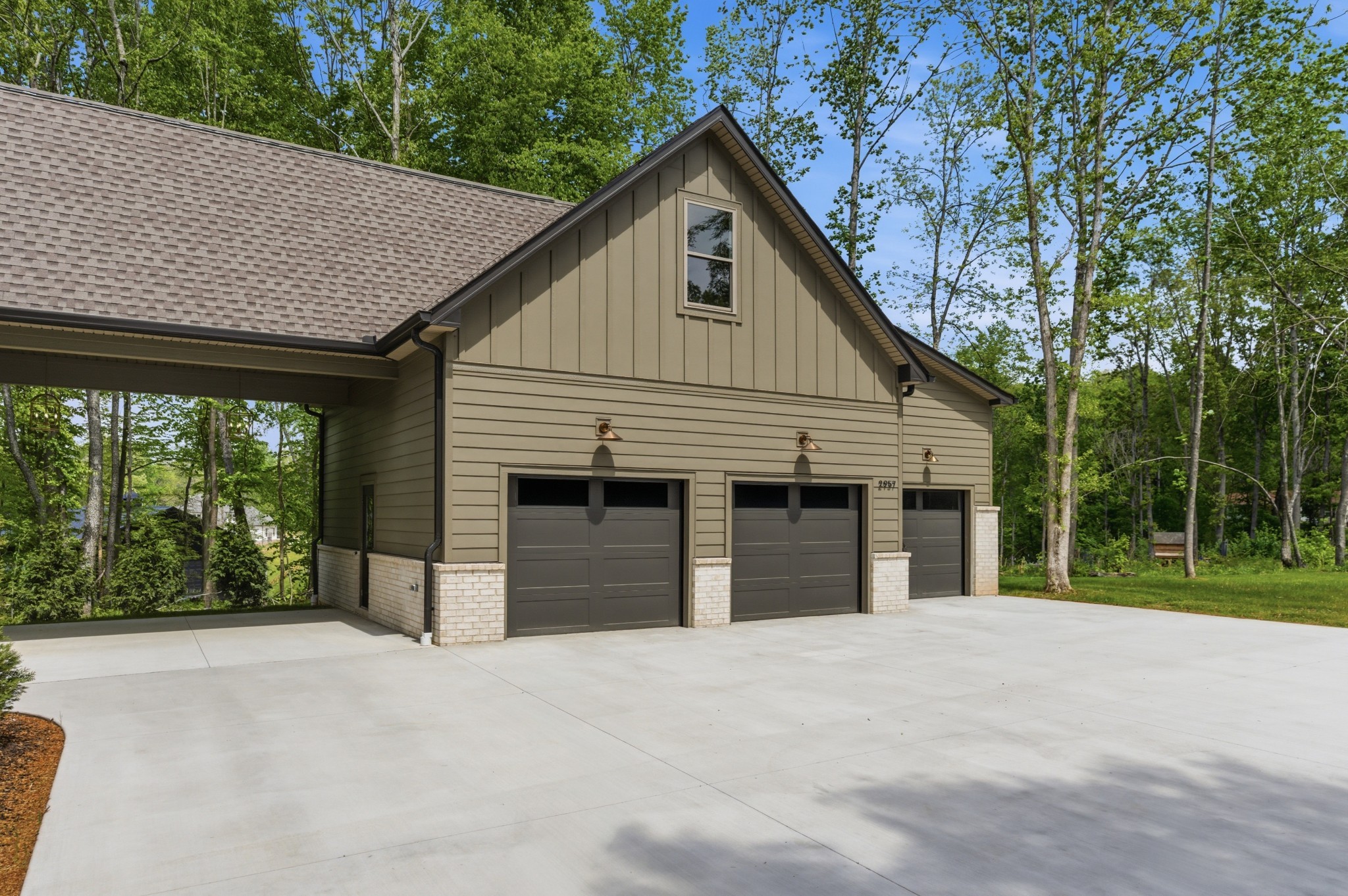 2957 Pace Rd