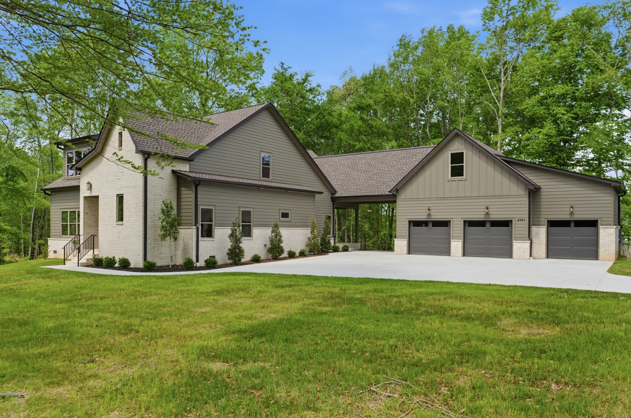 2957 Pace Rd