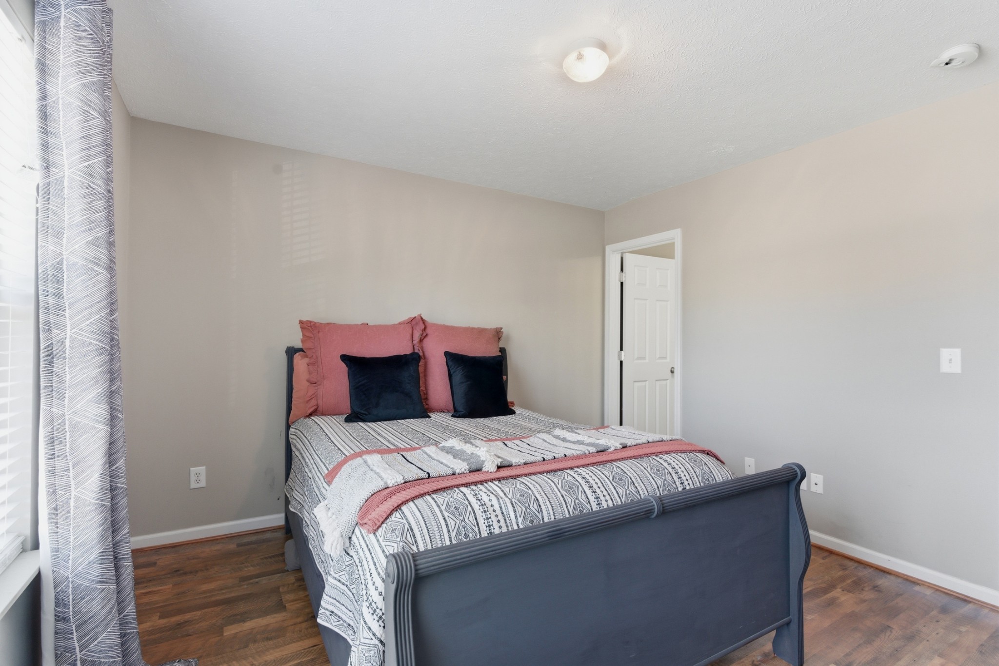 3215 Harpeth Springs Dr
