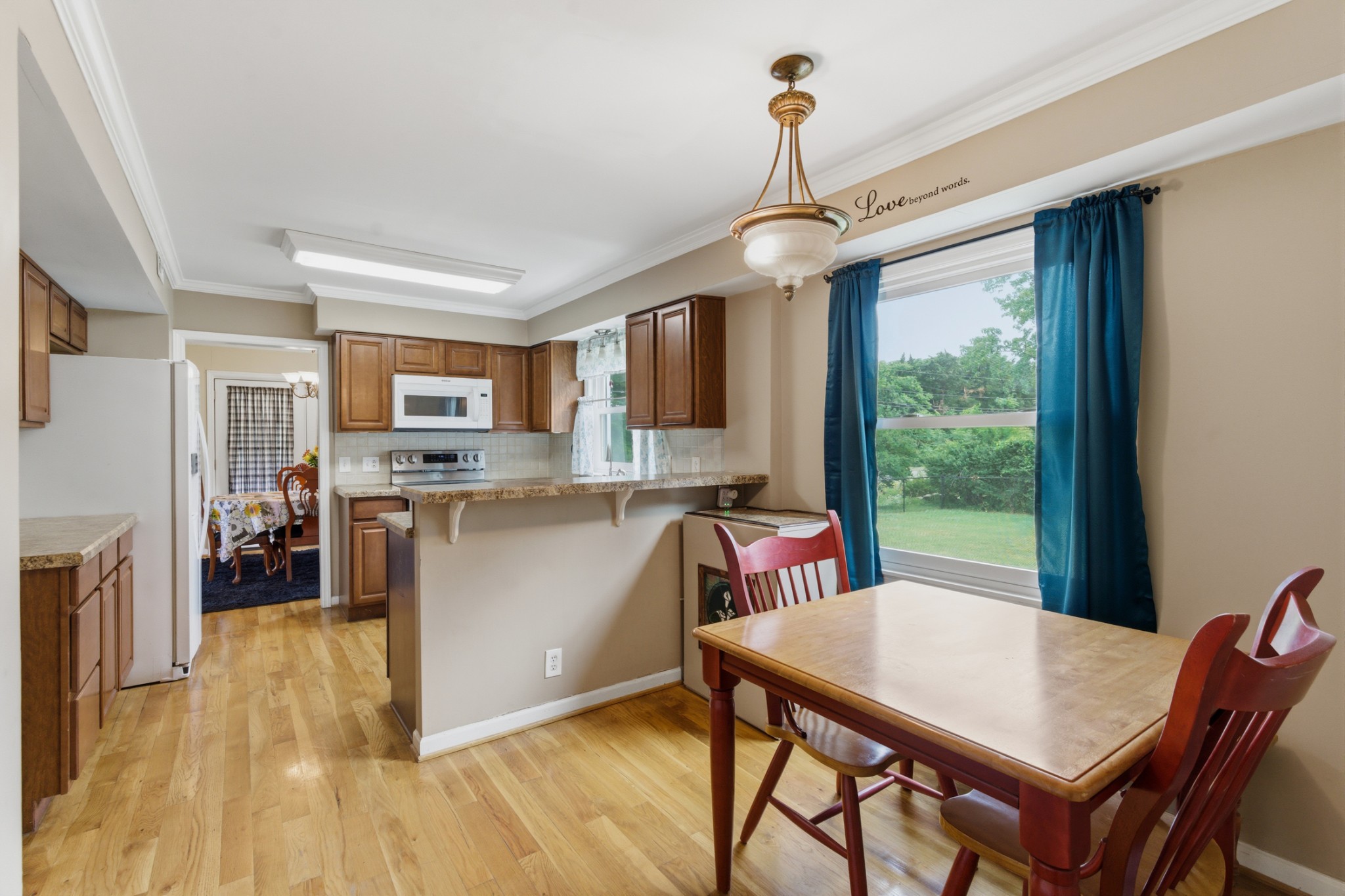 3744 Anderson Rd