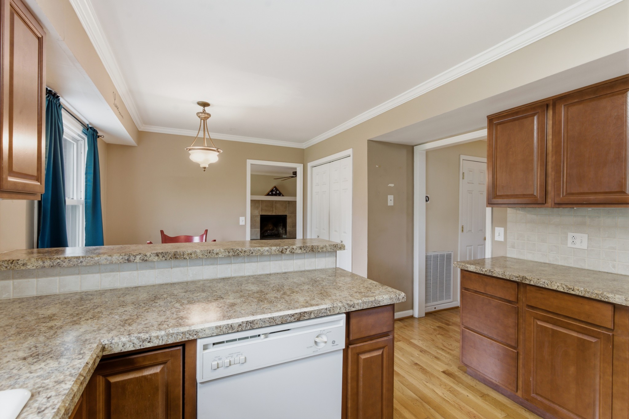3744 Anderson Rd