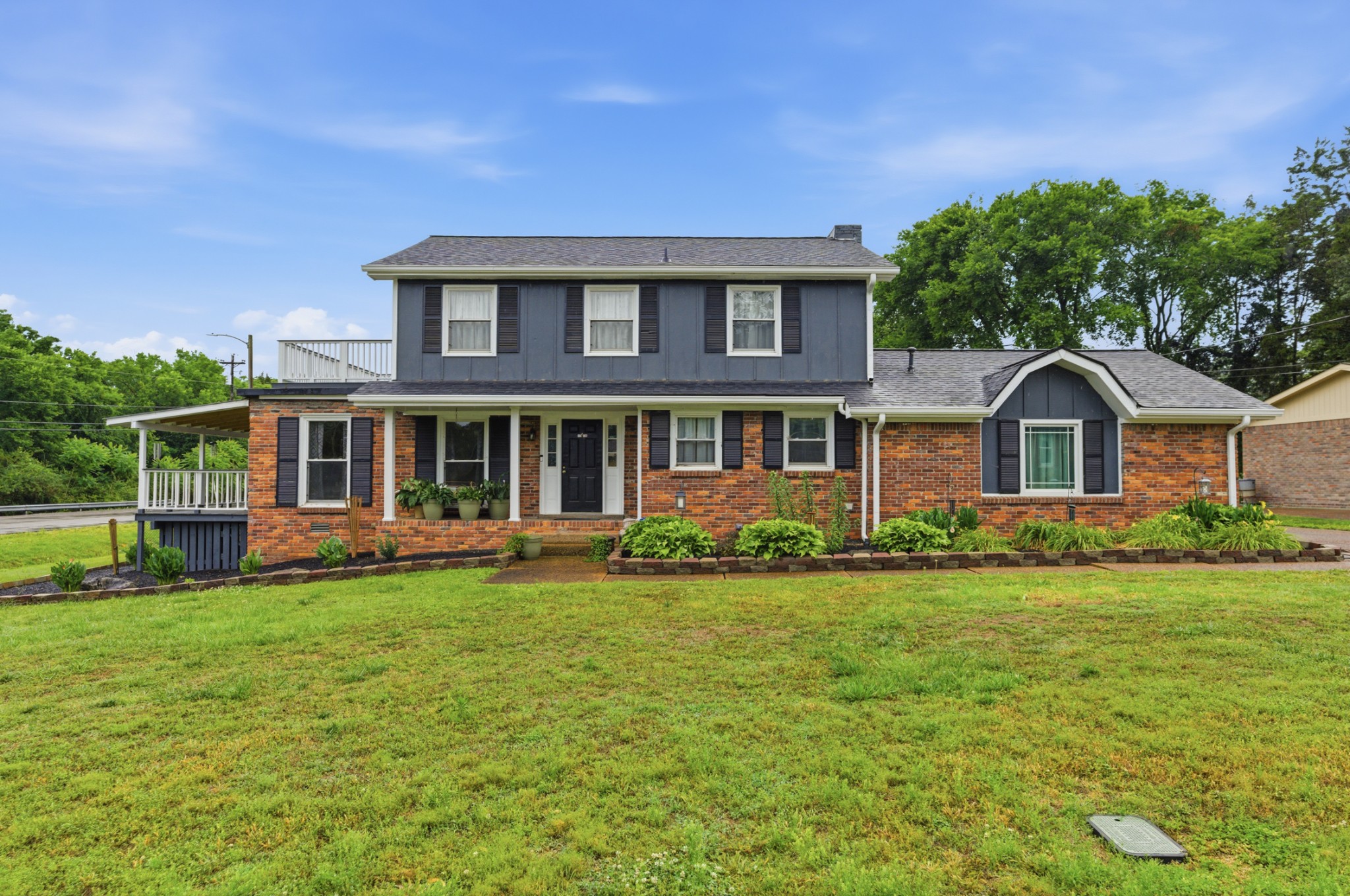 3744 Anderson Rd