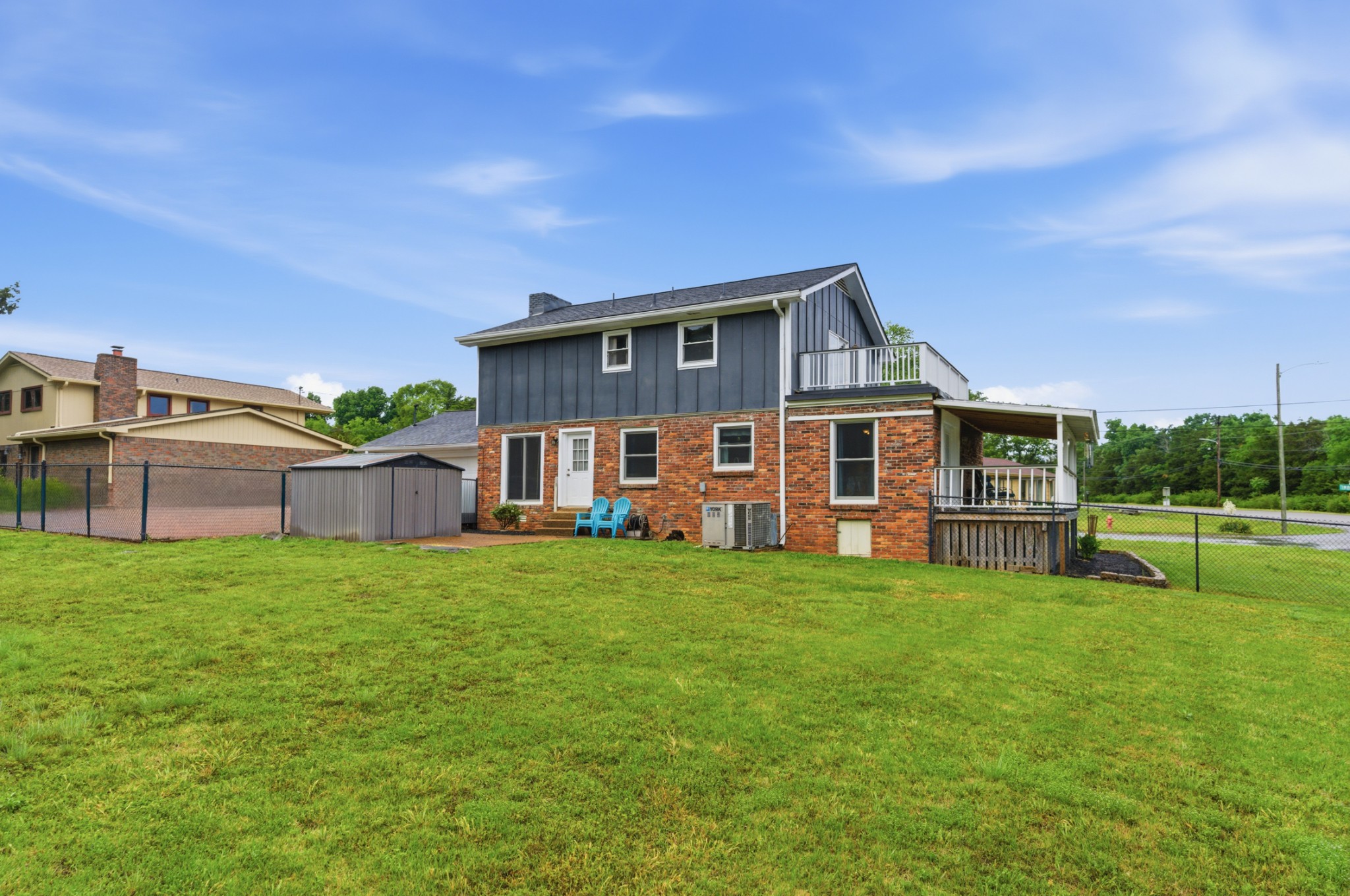 3744 Anderson Rd