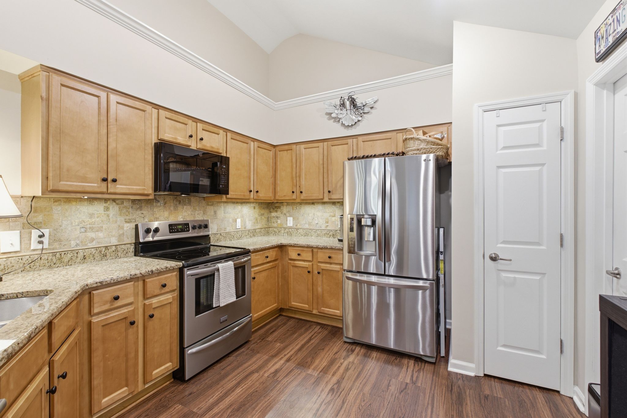 825 Browns Ln Unit: 1602