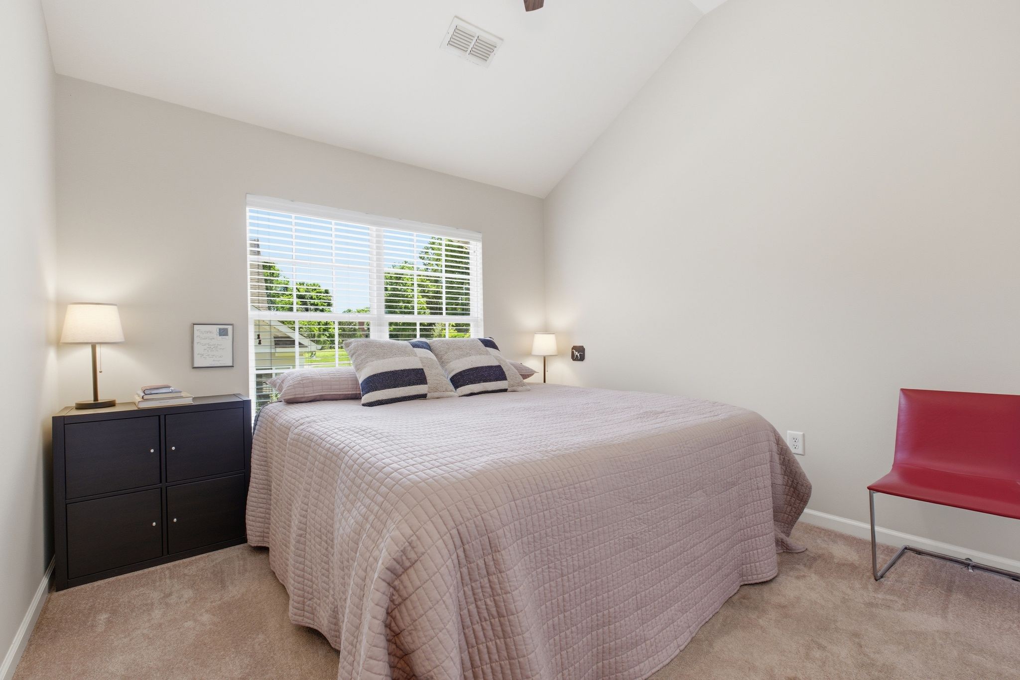 825 Browns Ln Unit: 1602