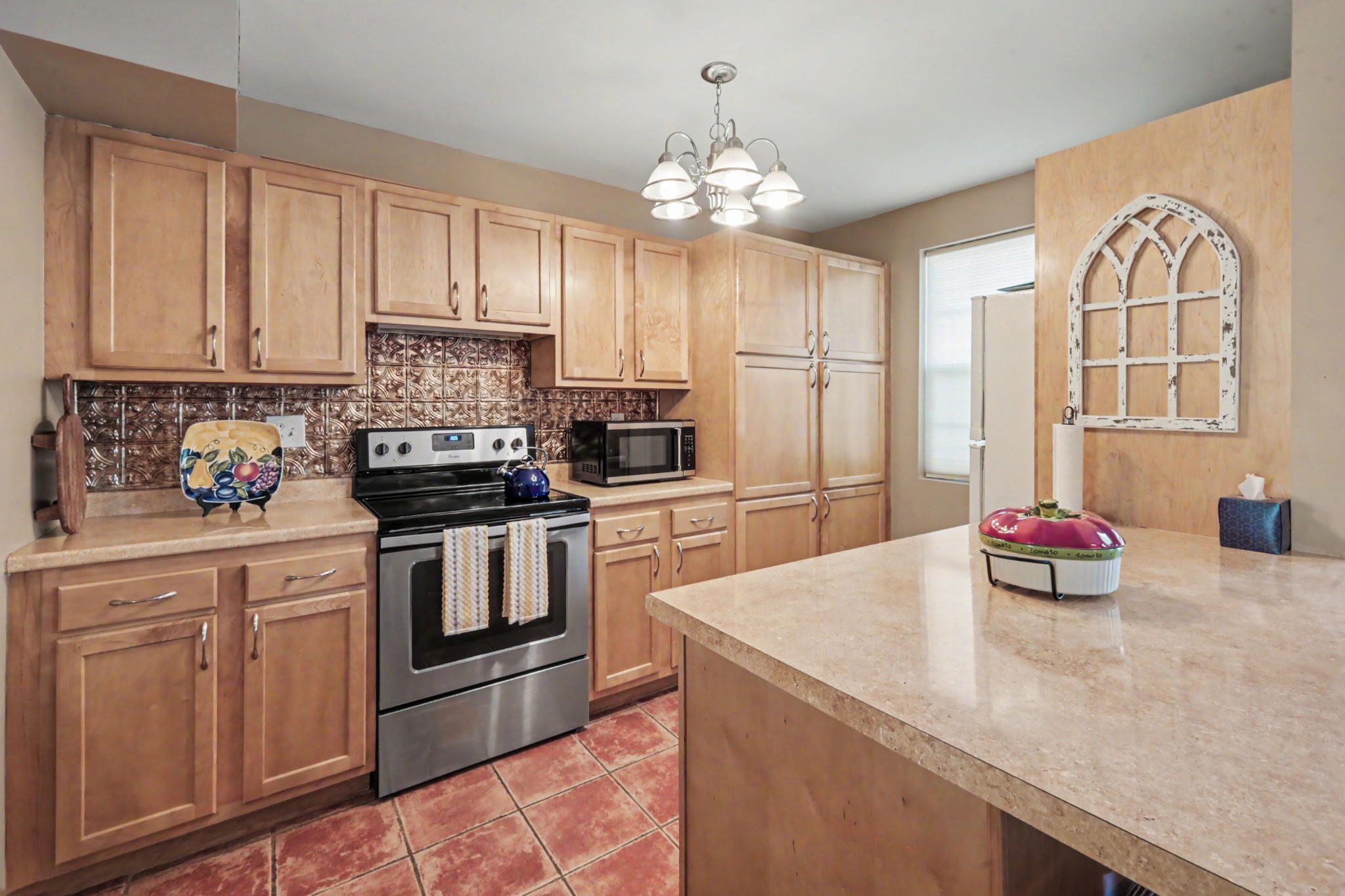931 Todd Preis Dr