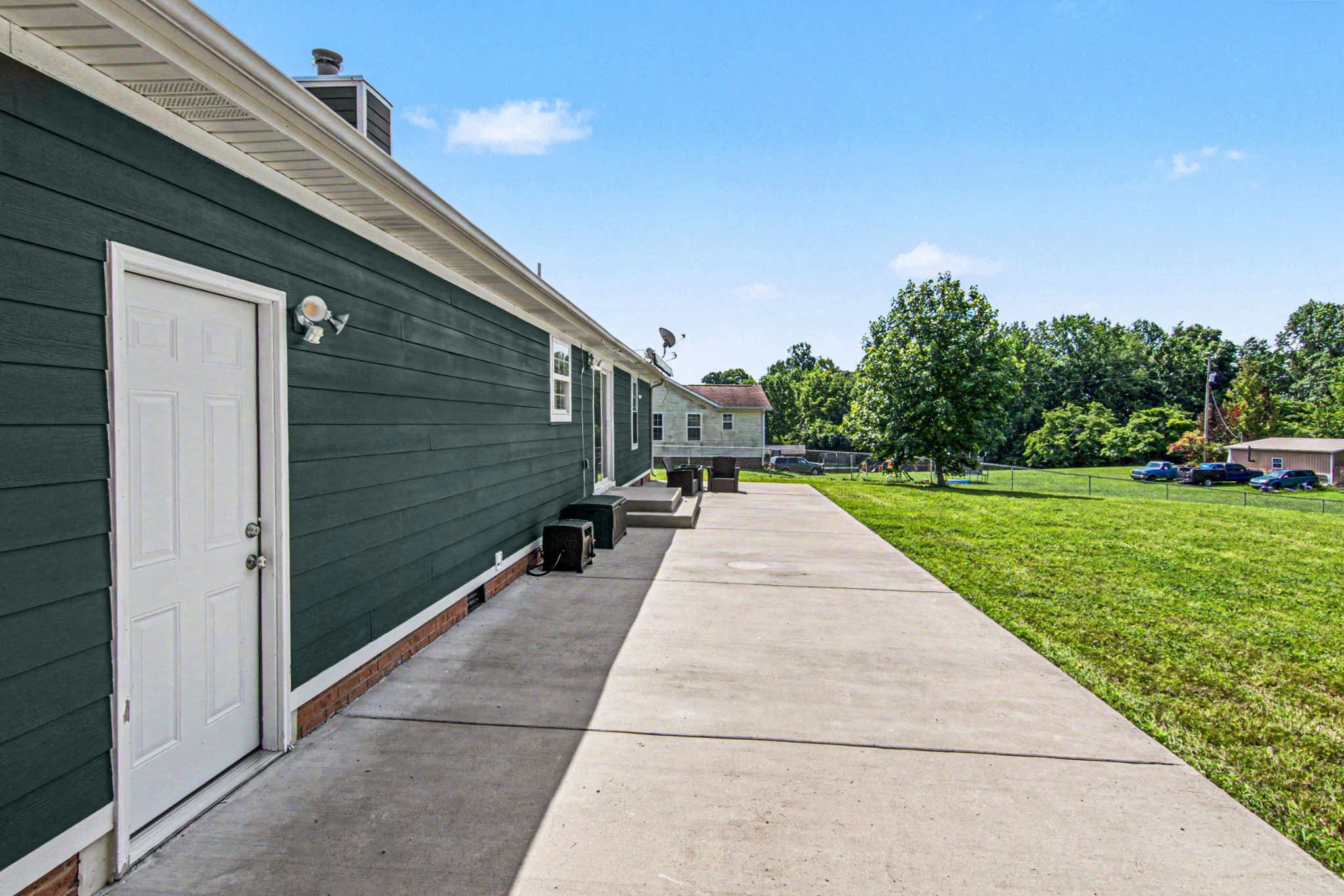 2723 Highway 12, N