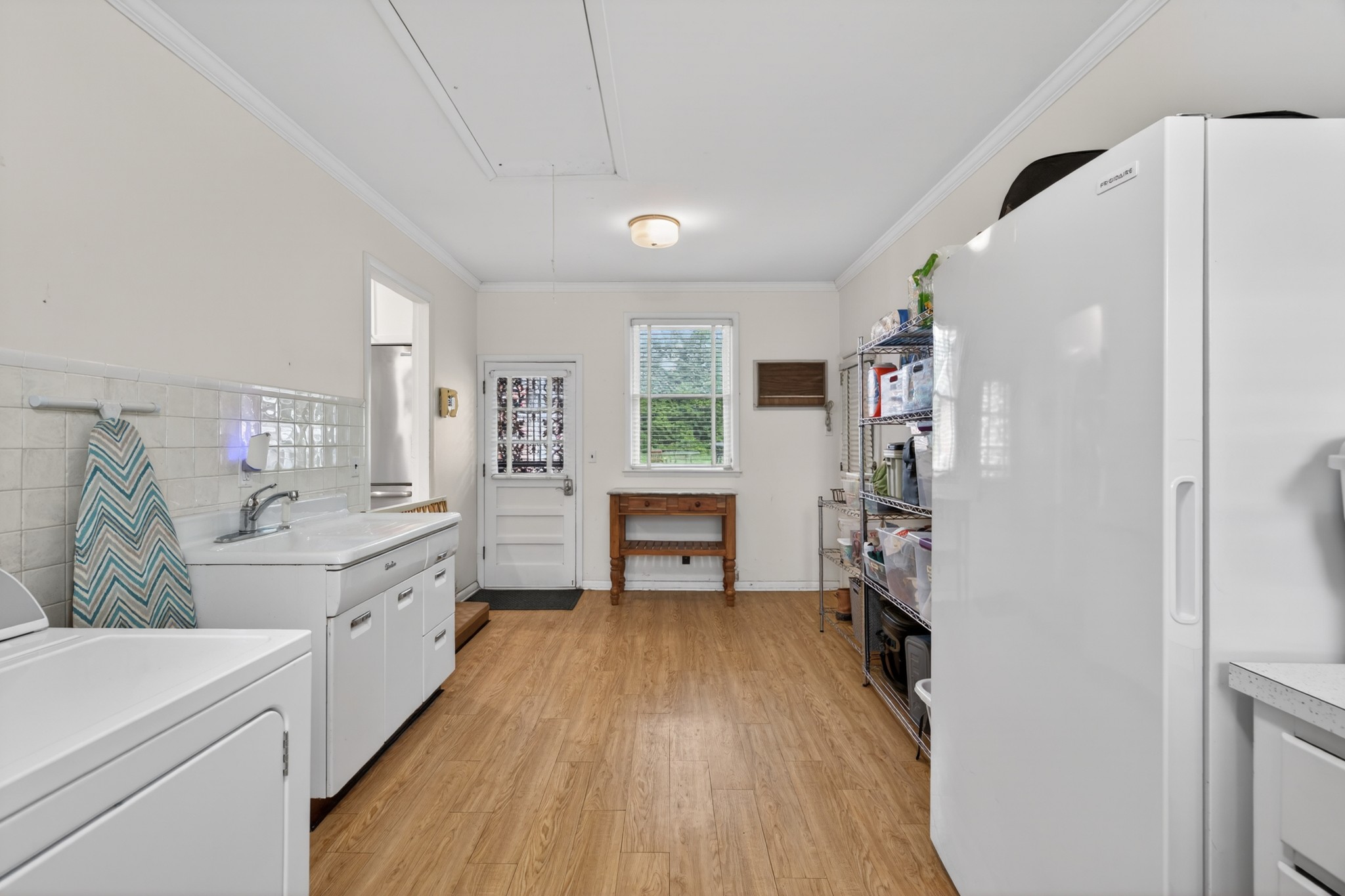 2922 Fernbrook Ln