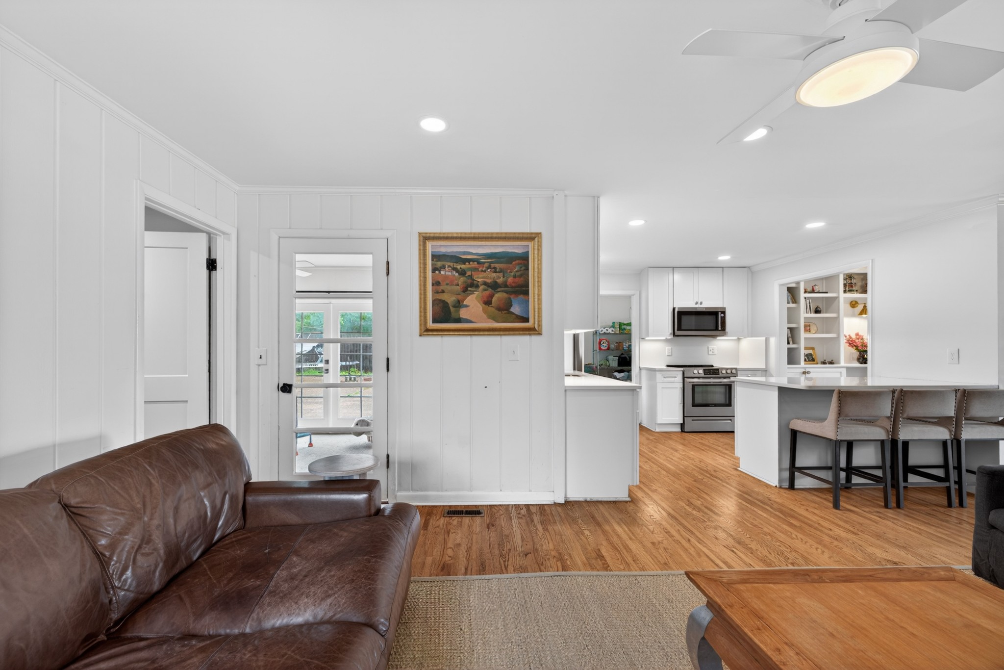 2922 Fernbrook Ln