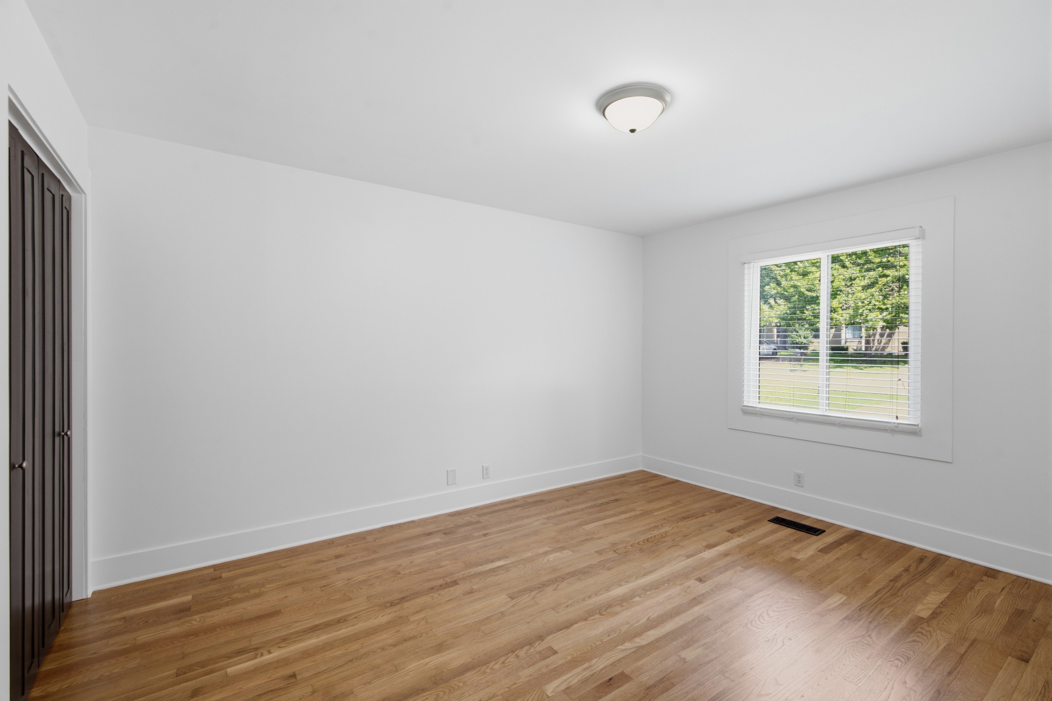 815 Williamsburg West Dr
