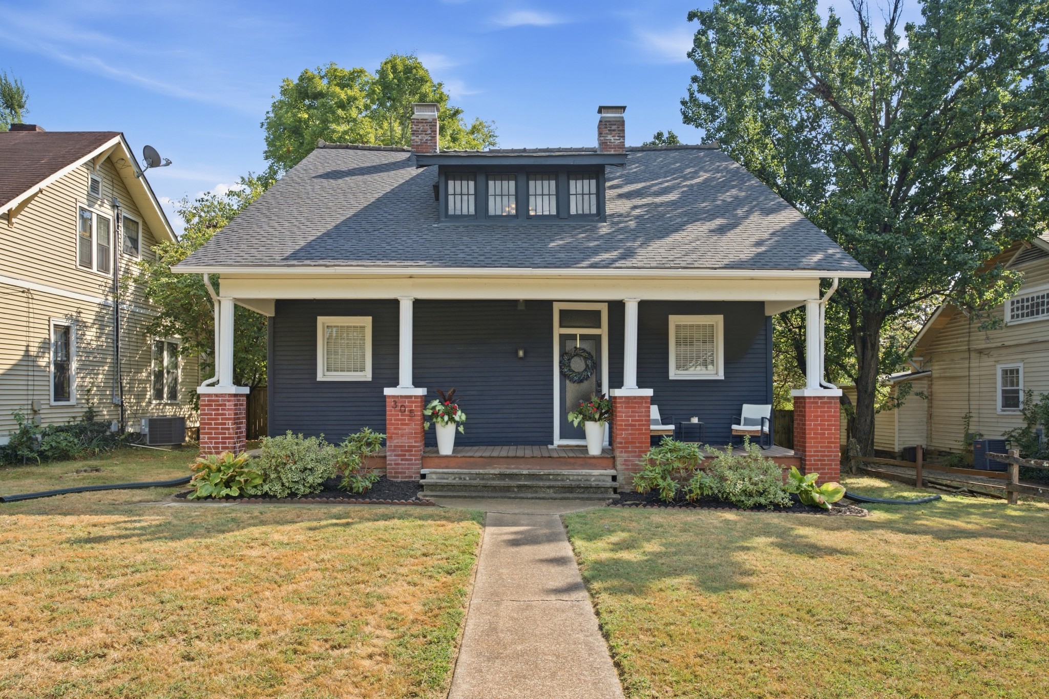 305 McCall St