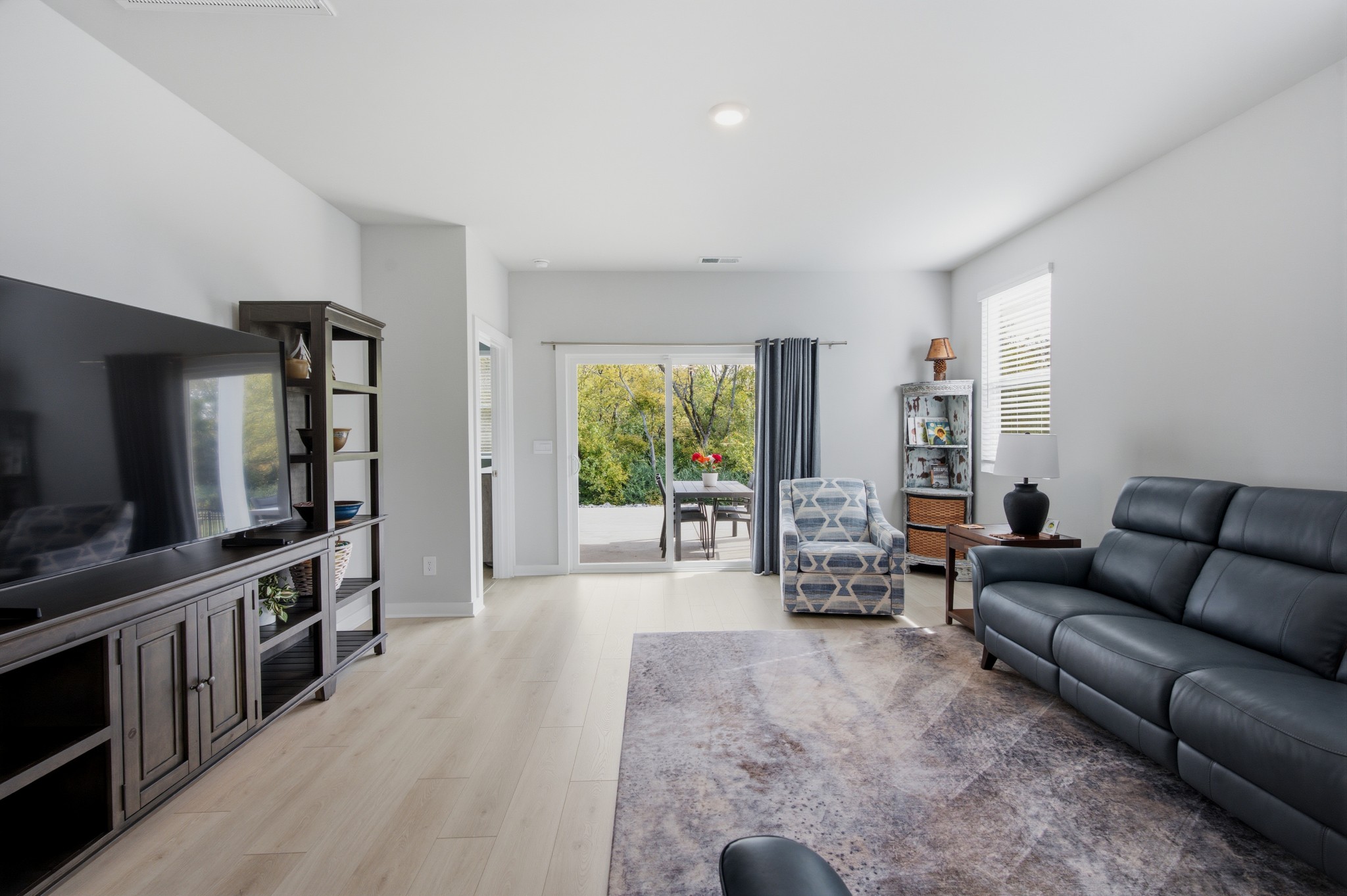 1093 Stoney Brook Pvt Bnd
