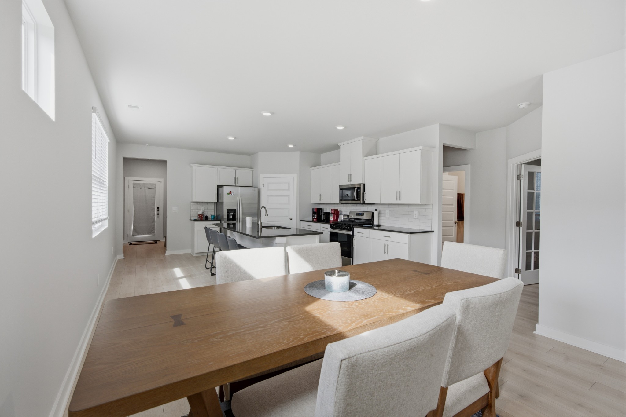 1093 Stoney Brook Pvt Bnd
