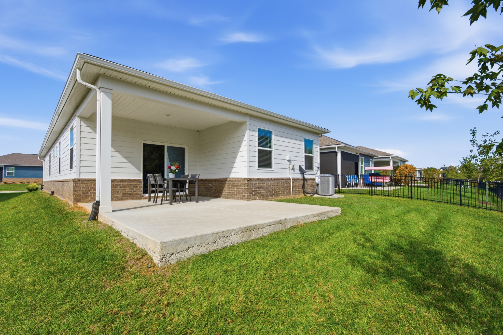 1093 Stoney Brook Pvt Bnd