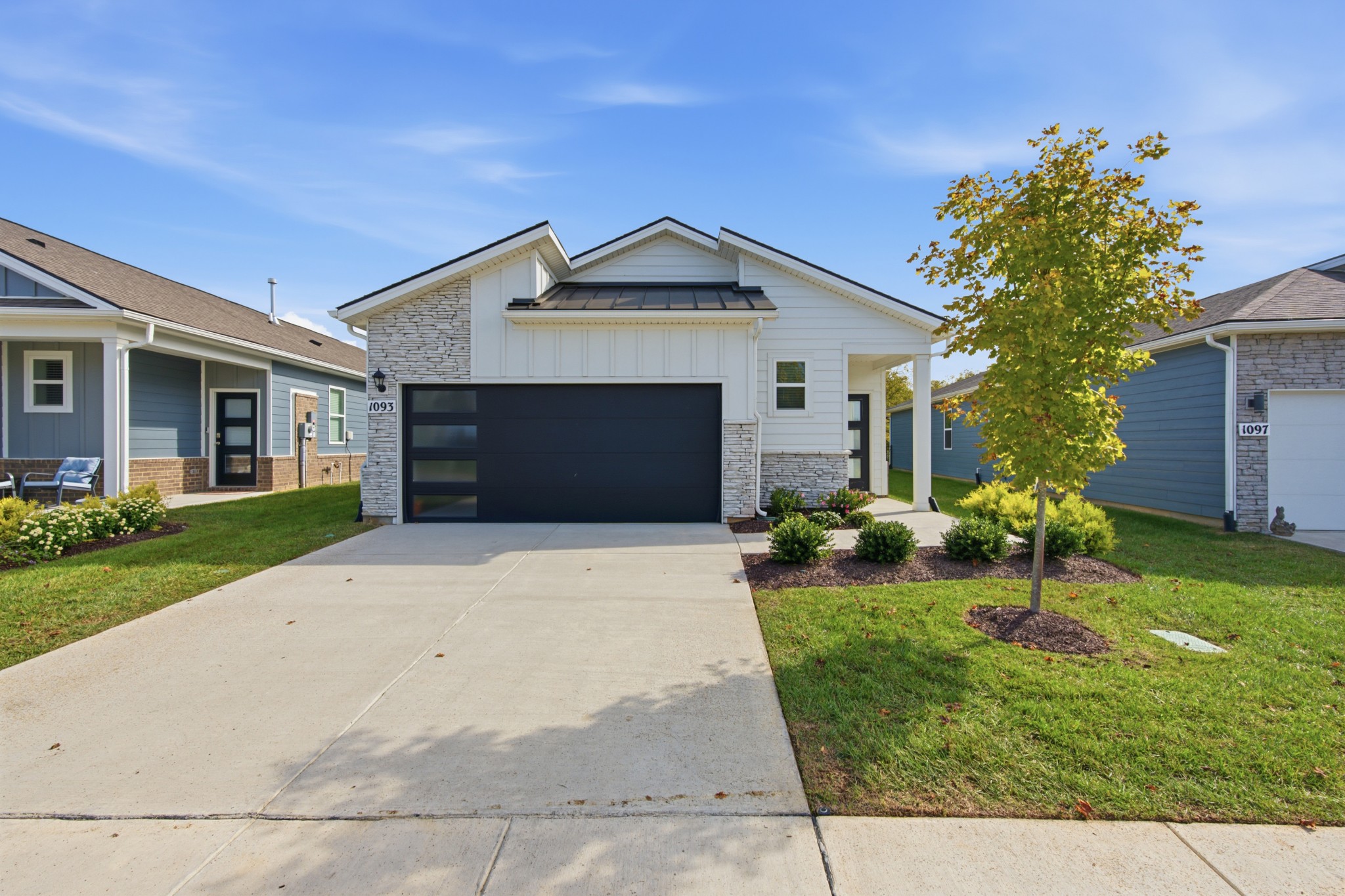 1093 Stoney Brook Pvt Bnd