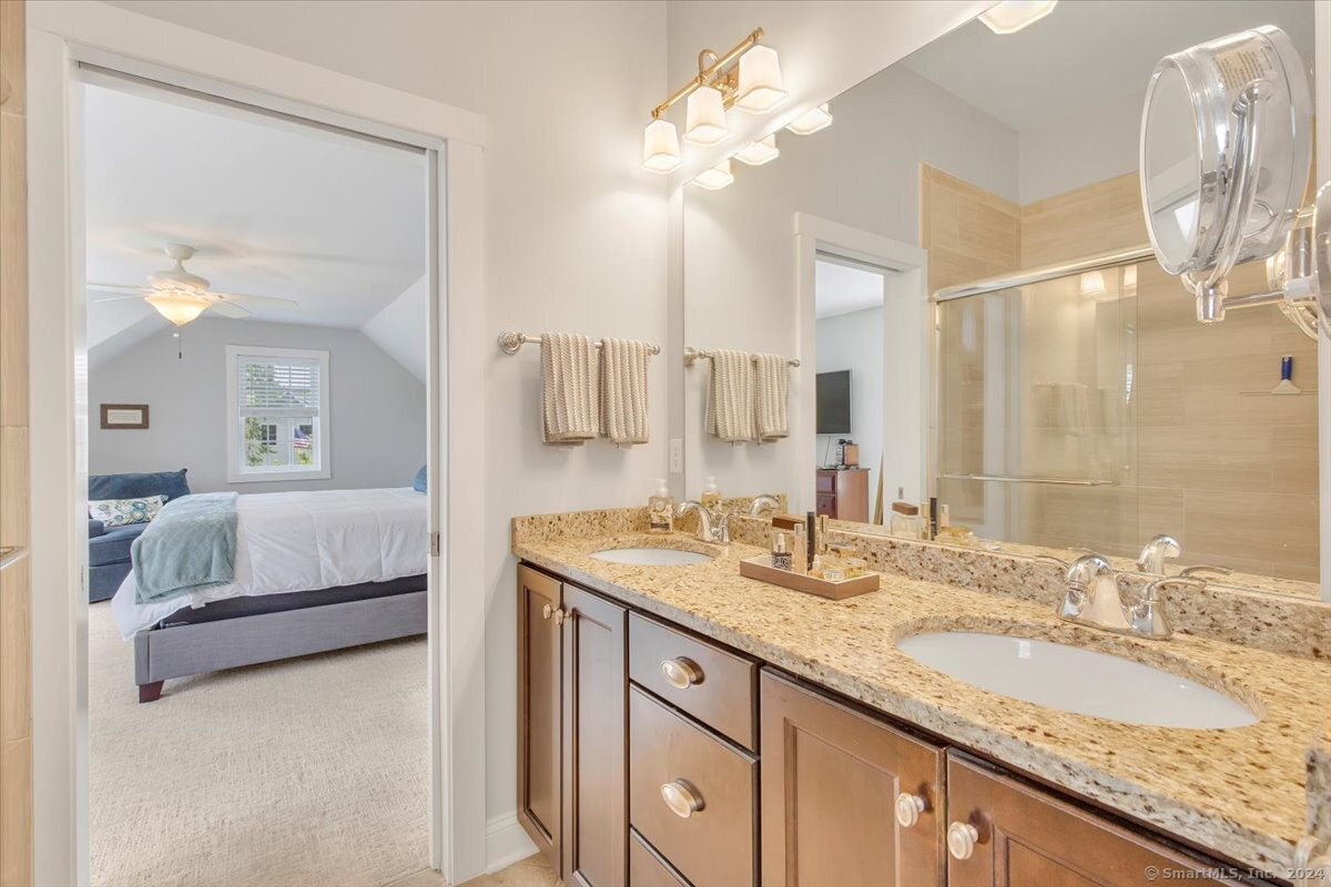 1 Fieldstone Lane