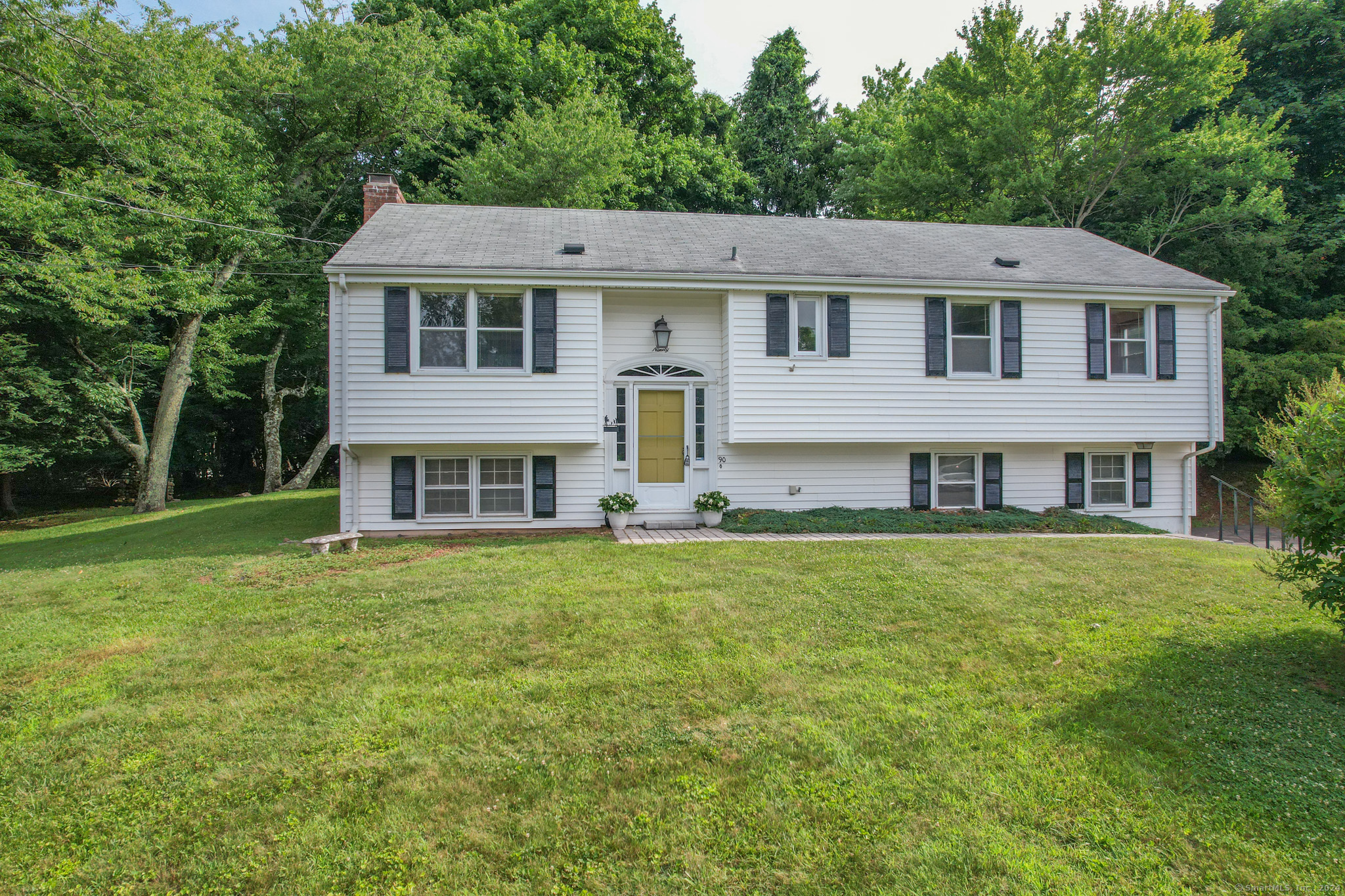 90 Skyline Drive