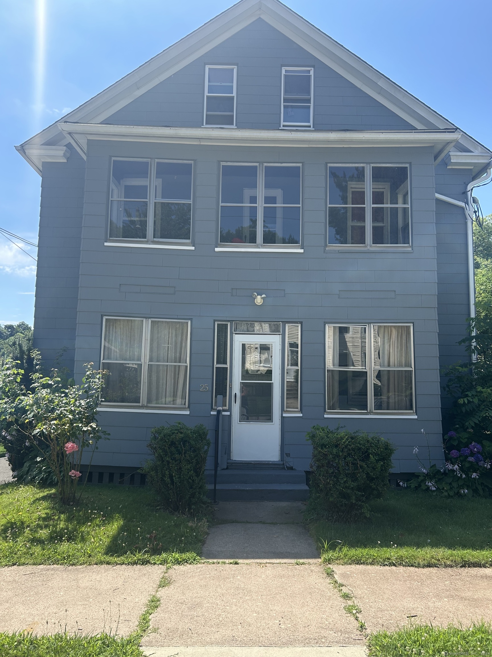 25 Concord Street