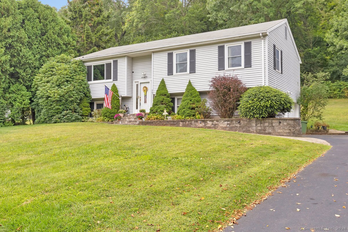 75 Knox Boulevard