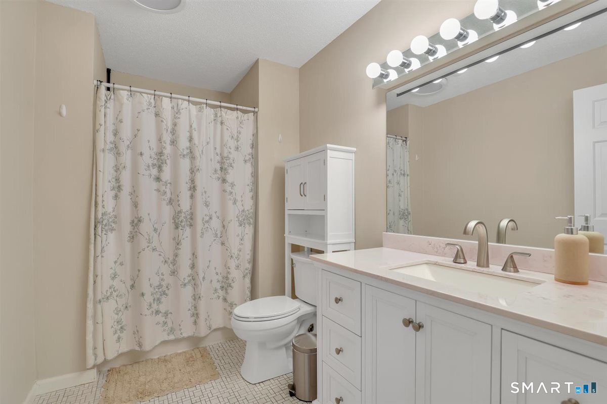 542 Pilgrim Harbor Unit: 542