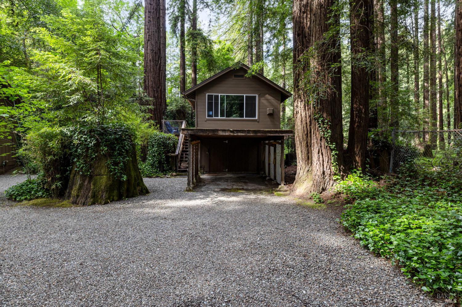 18 Wildwood Lane