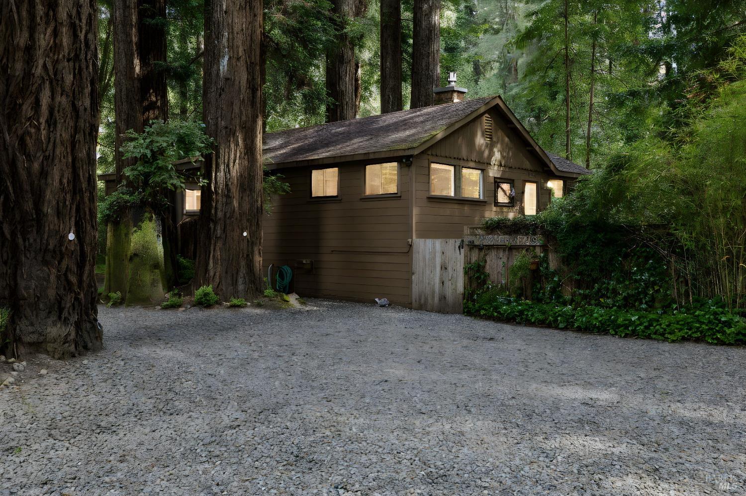 18 Wildwood Lane