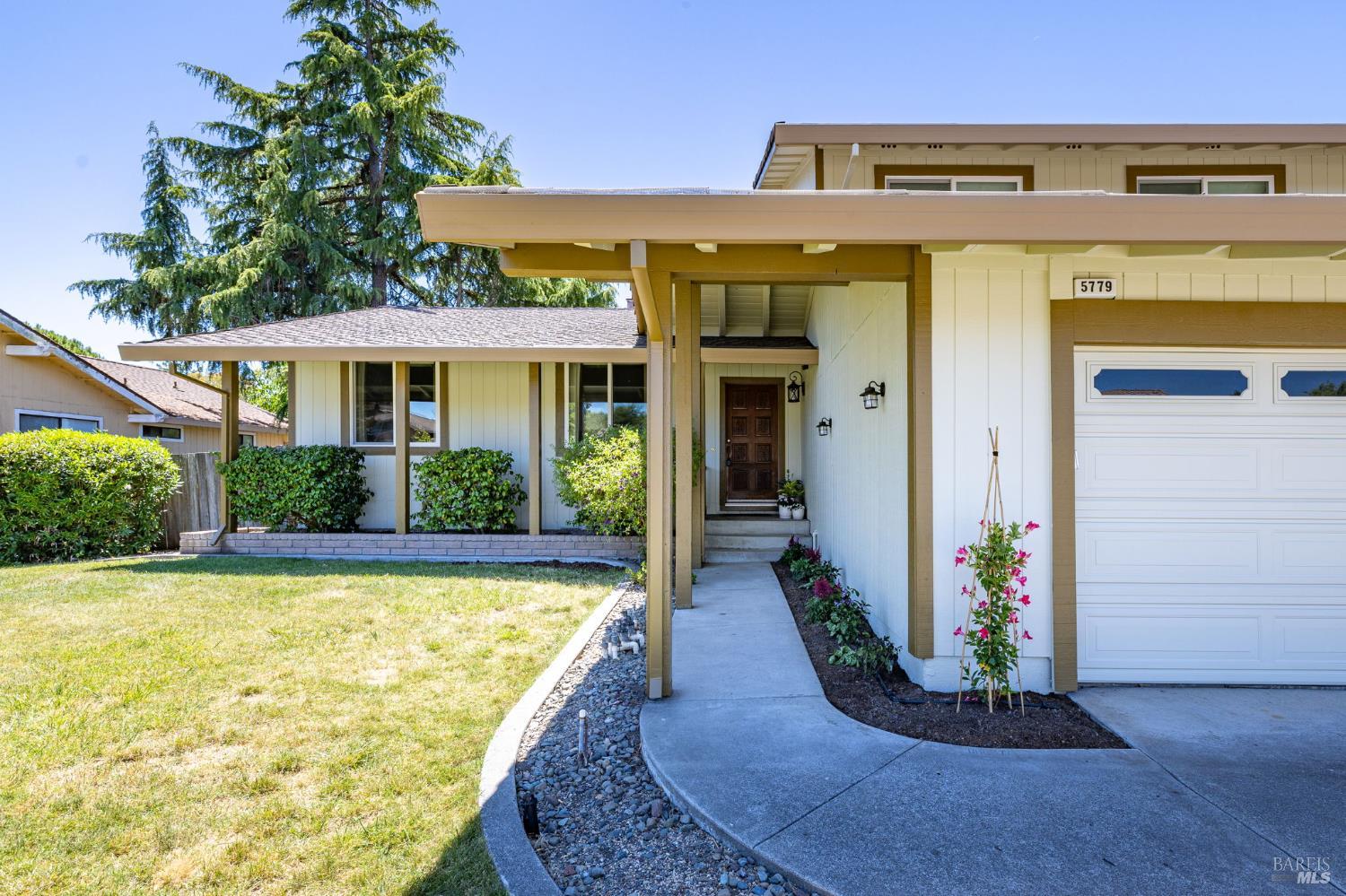 5779 Dexter Circle