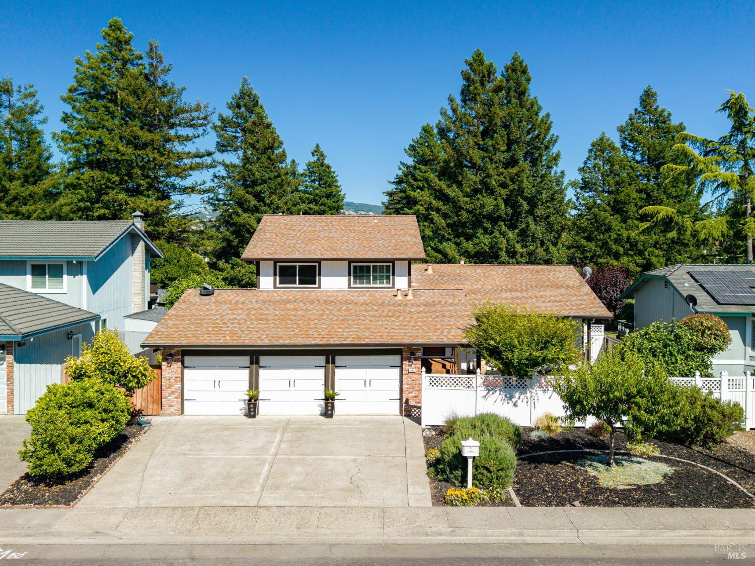 4480 Fairway Drive