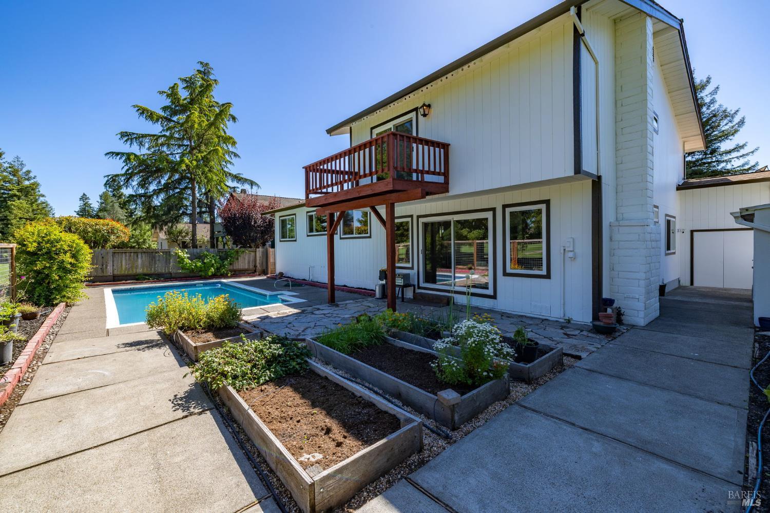 4480 Fairway Drive