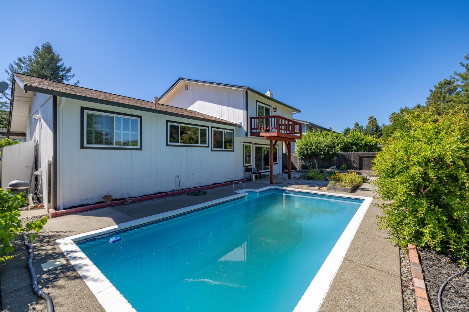 4480 Fairway Drive