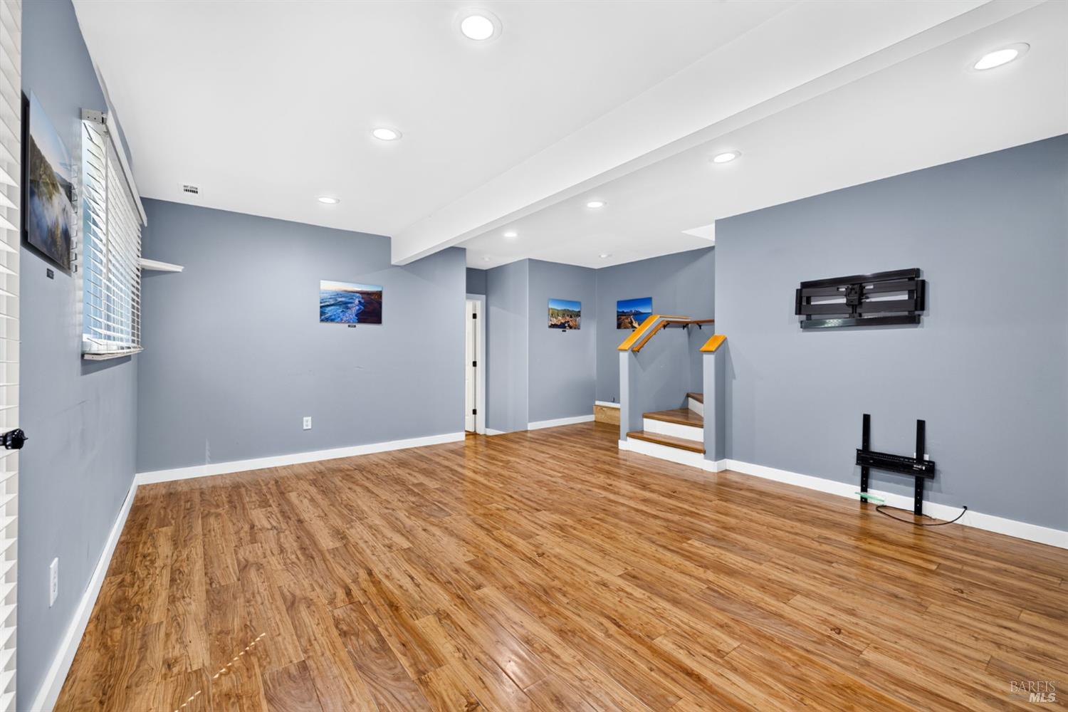 212 Farrell Drive