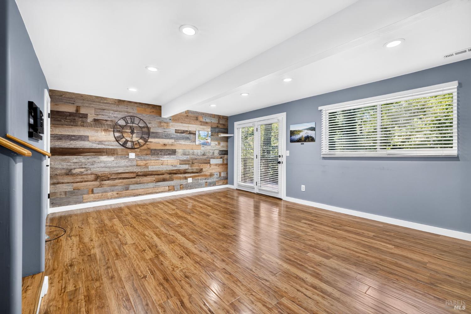 212 Farrell Drive
