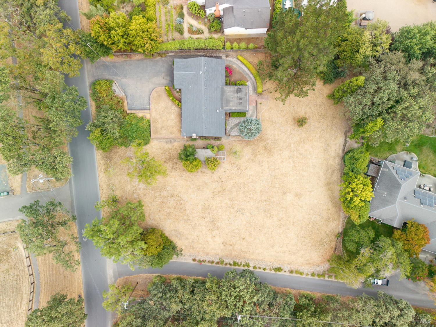 648 W School Street