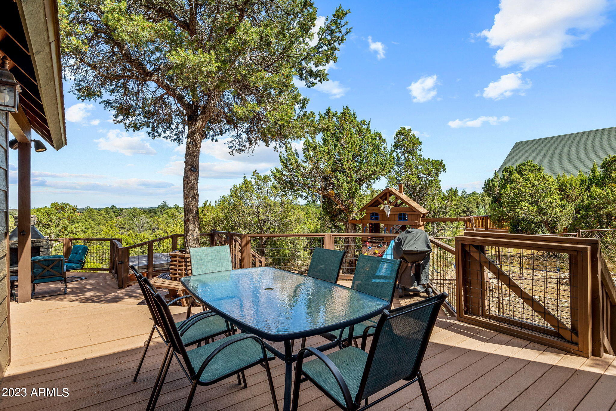 1557 GREEN HAVEN Circle