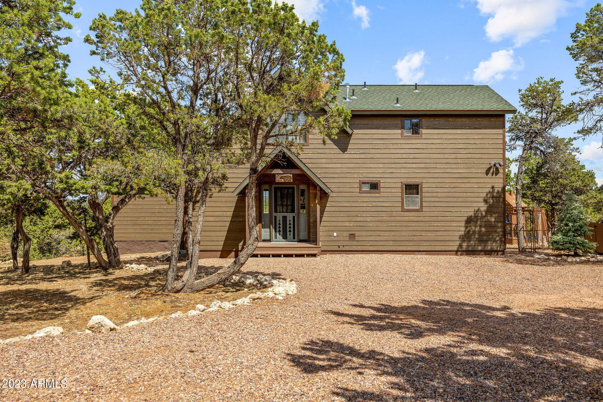 1557 GREEN HAVEN Circle