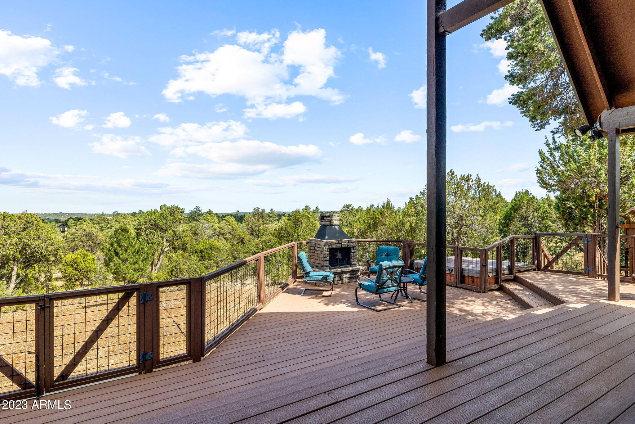 1557 GREEN HAVEN Circle
