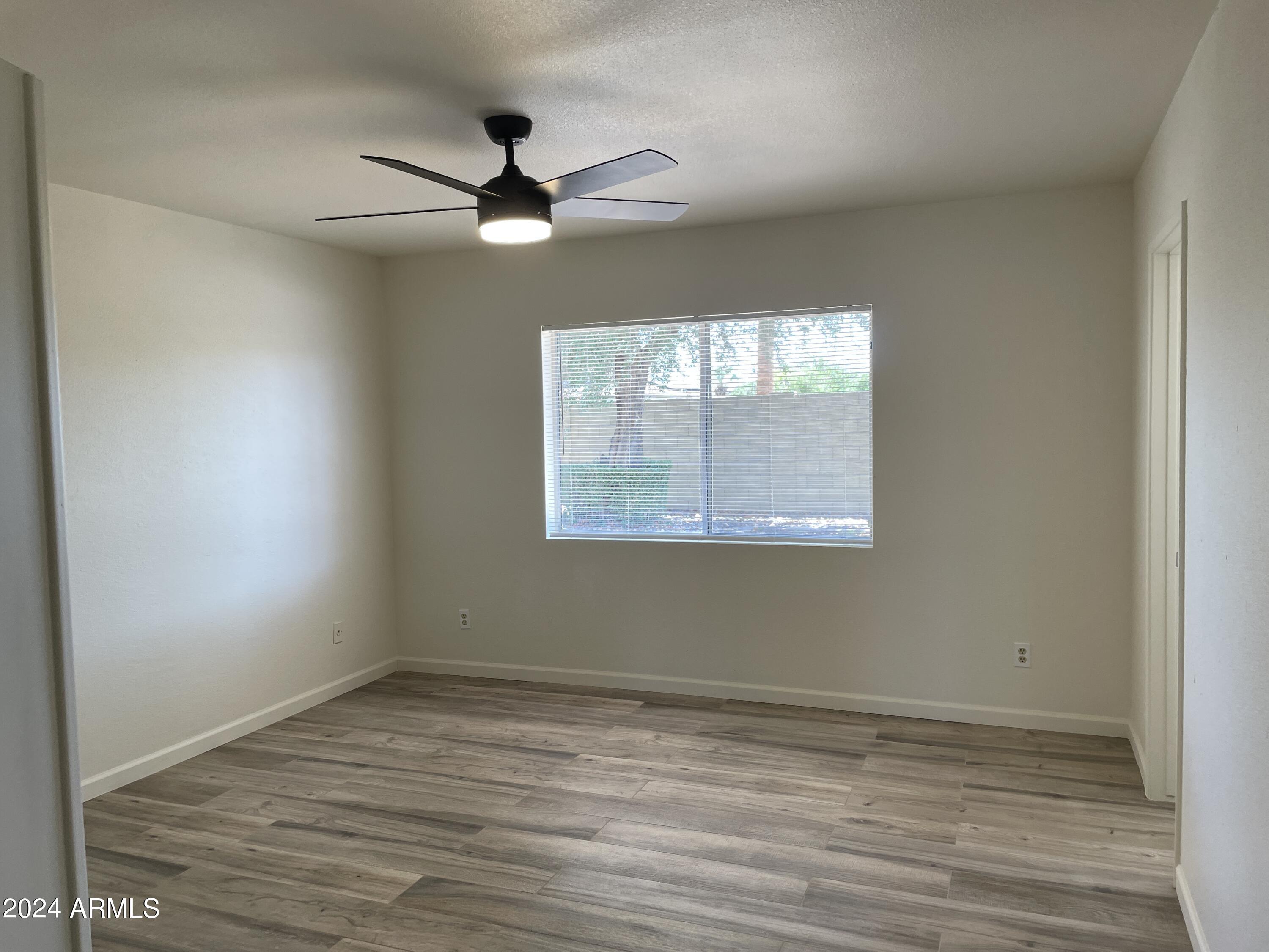5123 W LARKSPUR Drive