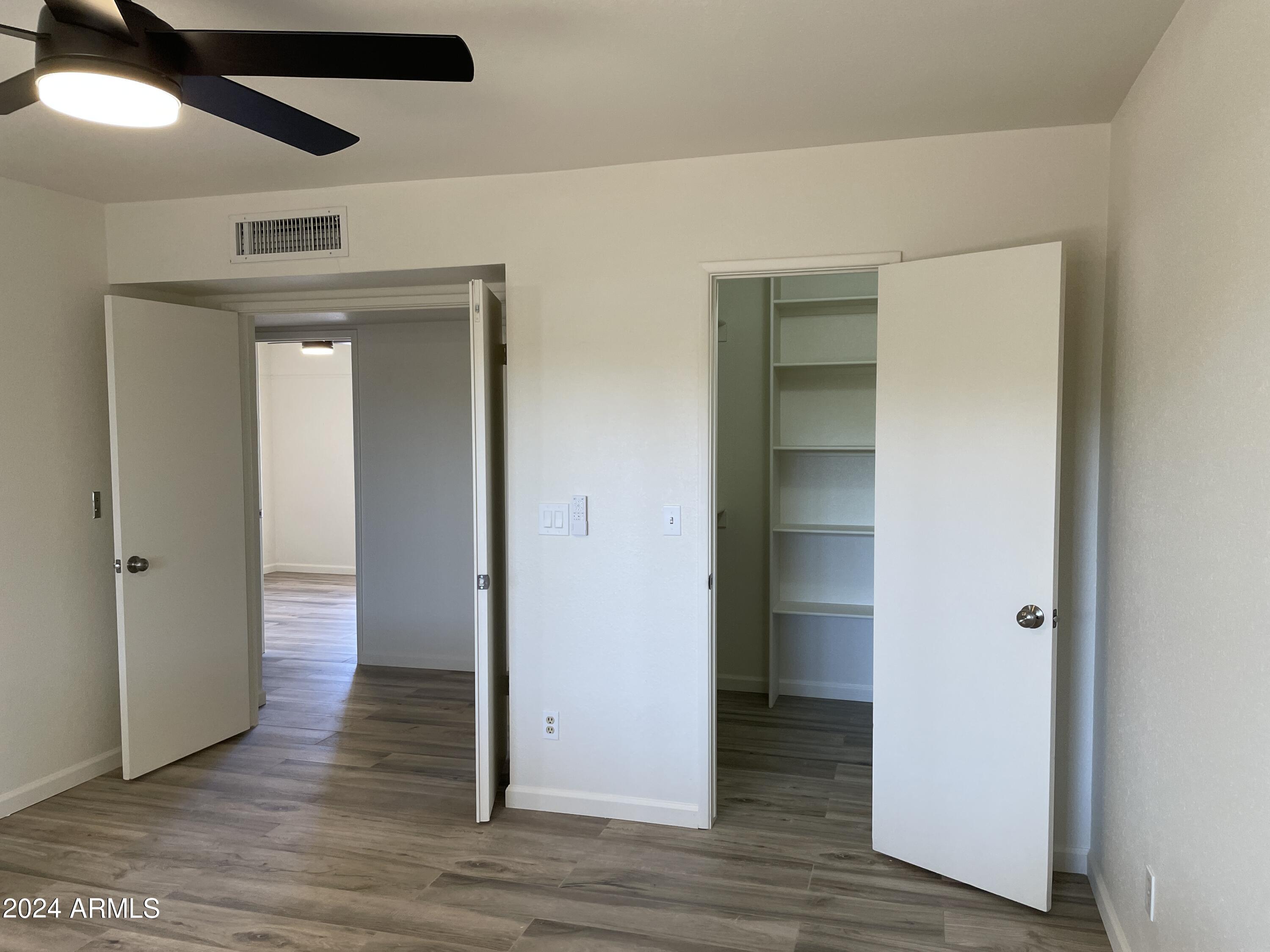 5123 W LARKSPUR Drive
