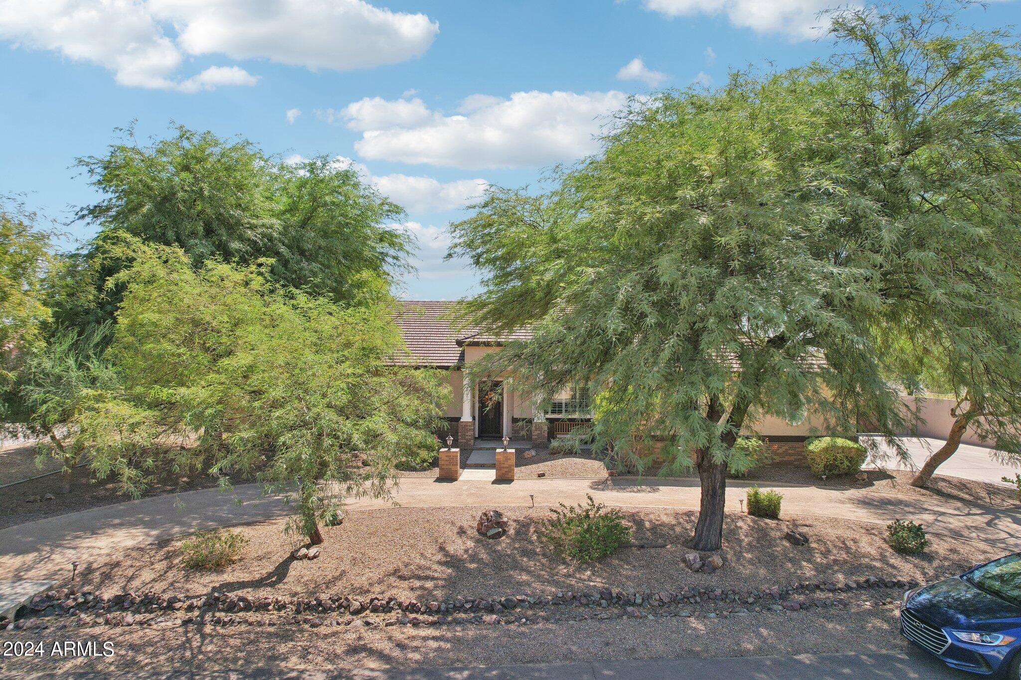 18049 W DENTON Avenue