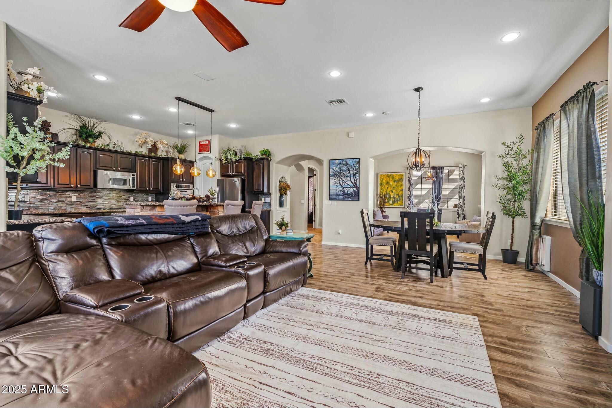 891 W PALO BREA Drive